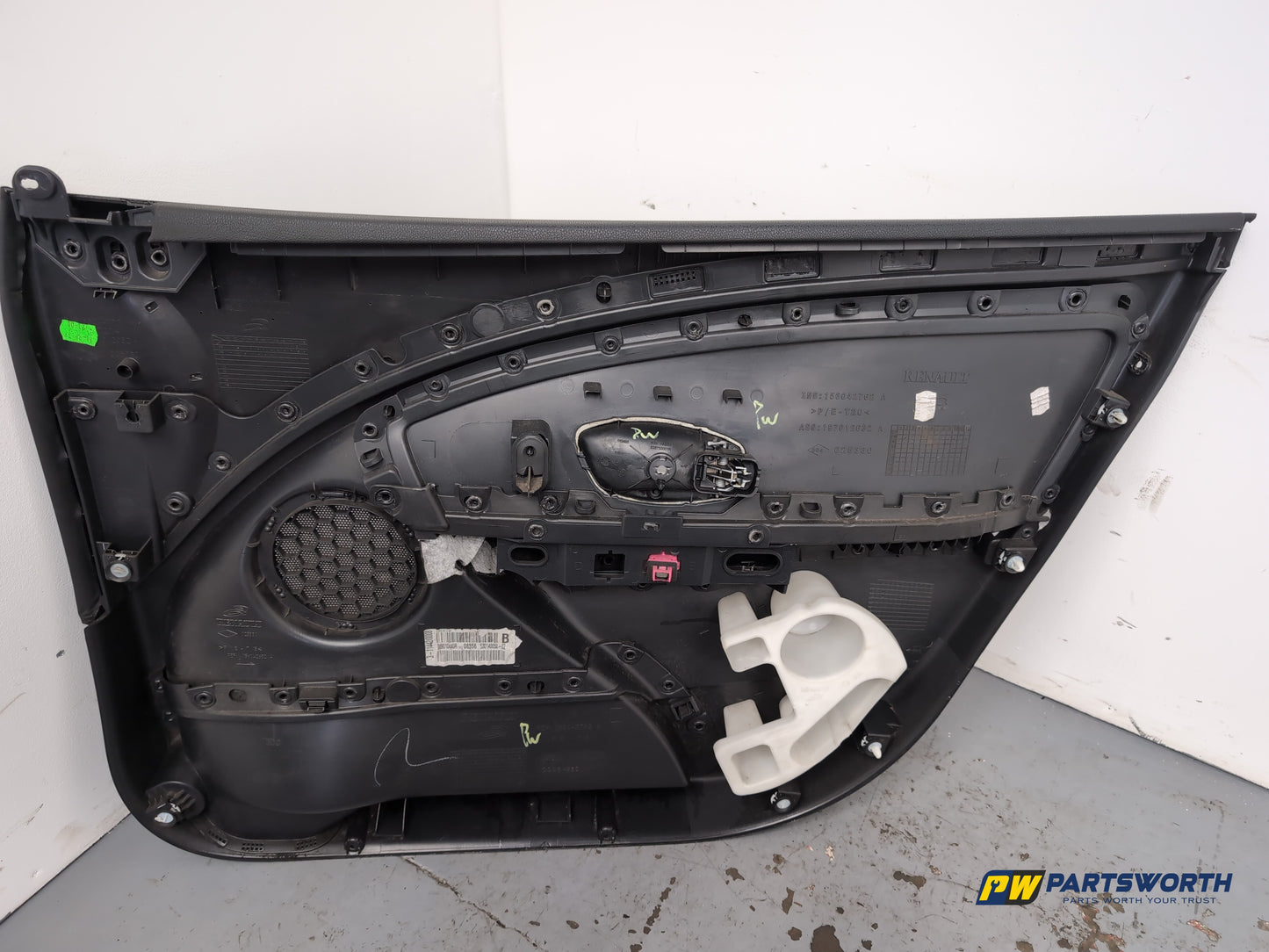 Renault Megane Expression Vvt 110 Front Right Driver Door Card 2008-2015 - photo 9