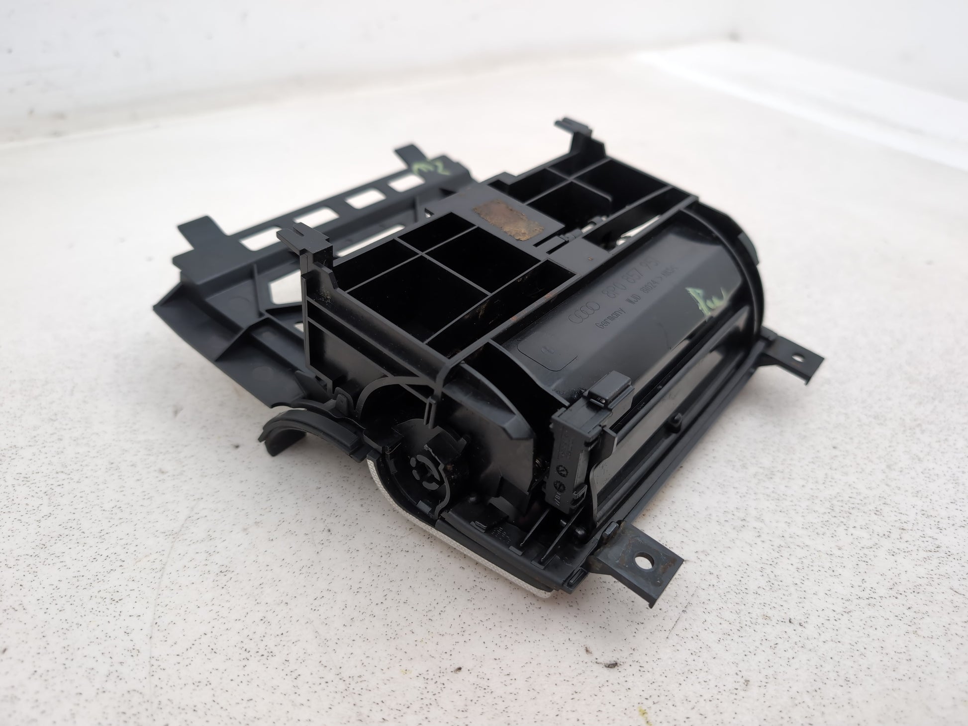 Audi A3 Sport Tfsi Ashtray Centre Console 8p0857951 2003-2015 - photo 9