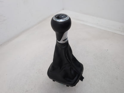Audi A3 Sport Tfsi Gear Lever Gaiter And Knob 8p0863279a 2003-2015 - photo 3