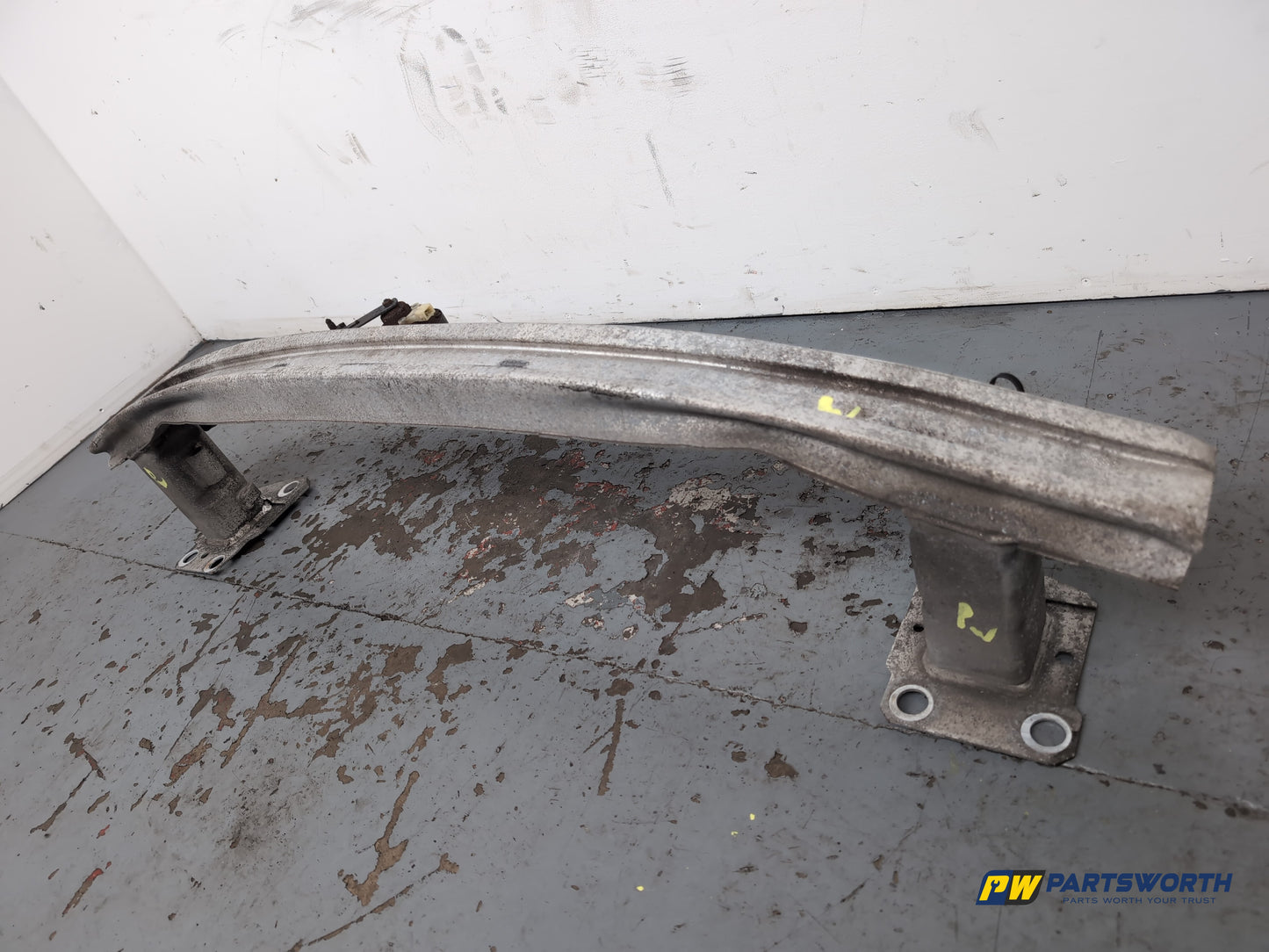 Renault Megane Expression Vvt 110 Bumper Front Reinforcement 2008-2015 - photo 4