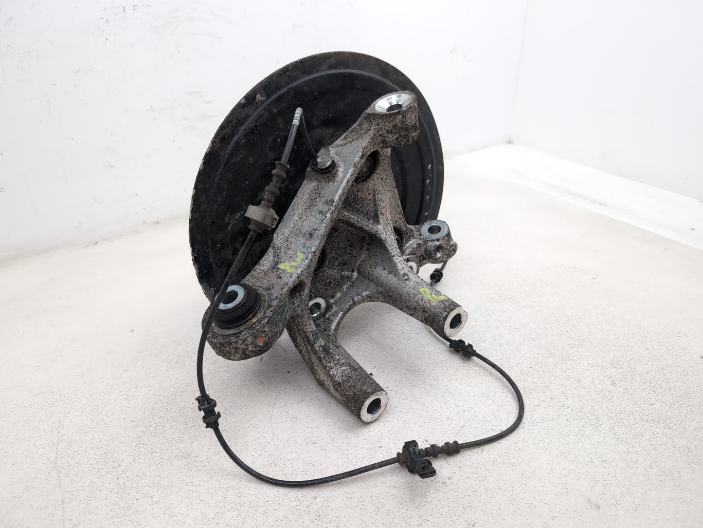 Vauxhall Insignia Sri Vx-Line Nav Wheel Hub Rear Lh Passenger Side 2017-2026 - photo 3
