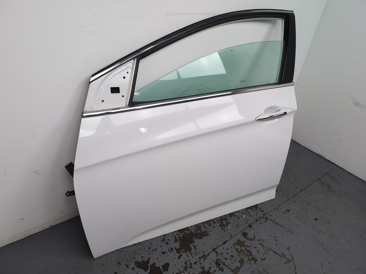 Door Front LH 3