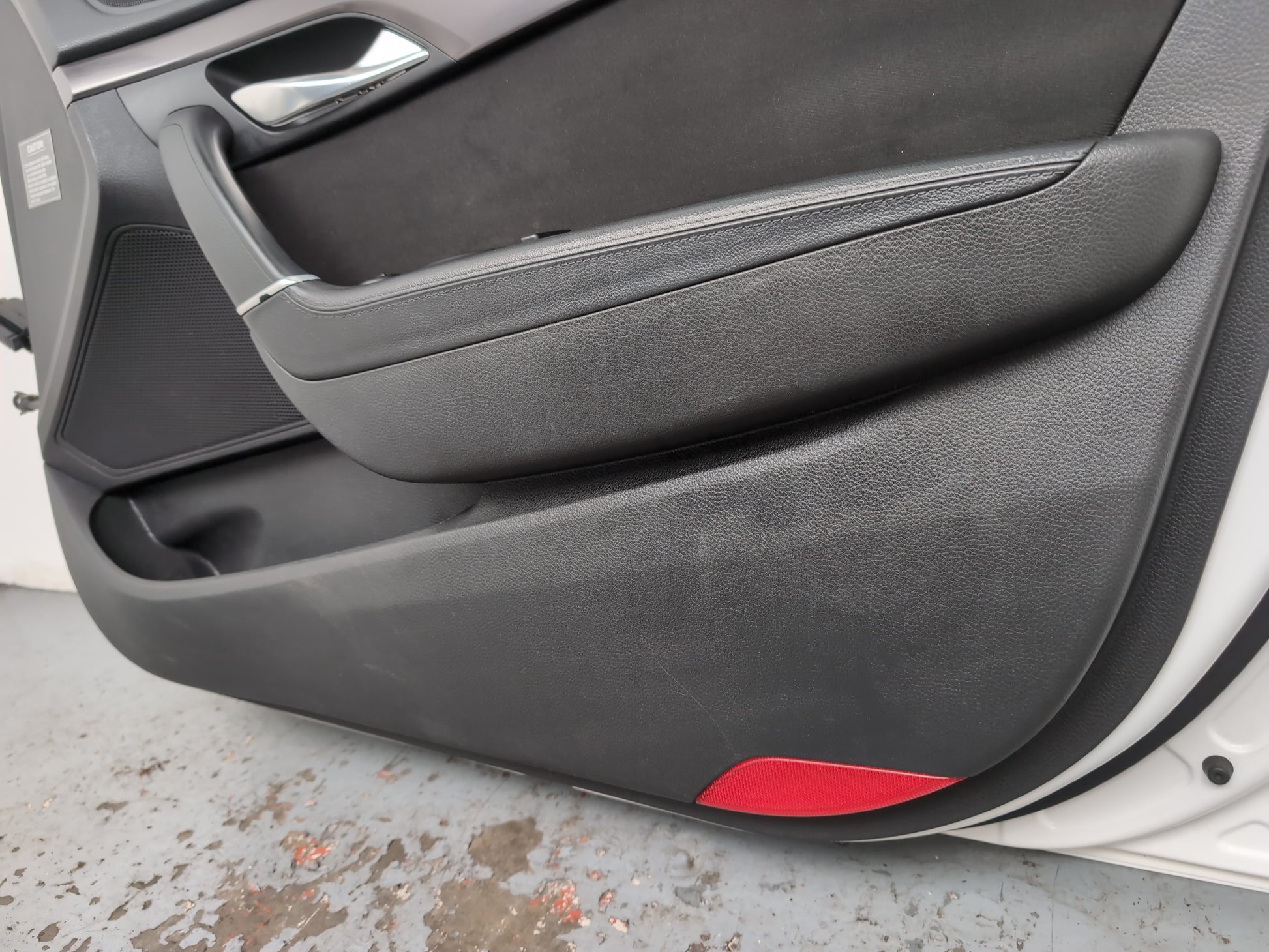 Door Front RH 15