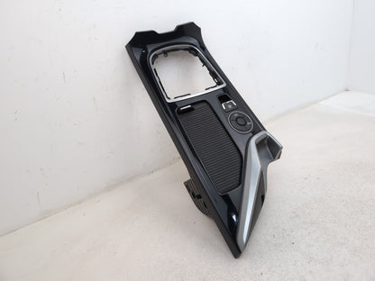Hyundai I40 Style Crdi 2012 Centre Console Storage Tray & Switches 84670-3z900 - photo 3