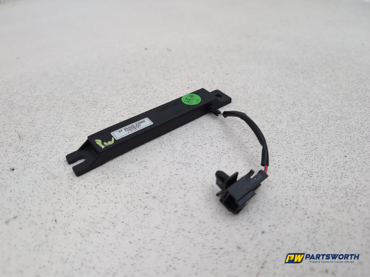 Hyundai I40 Style Crdi 2012 Antenna Amplifier 95420-3z000 - photo 3