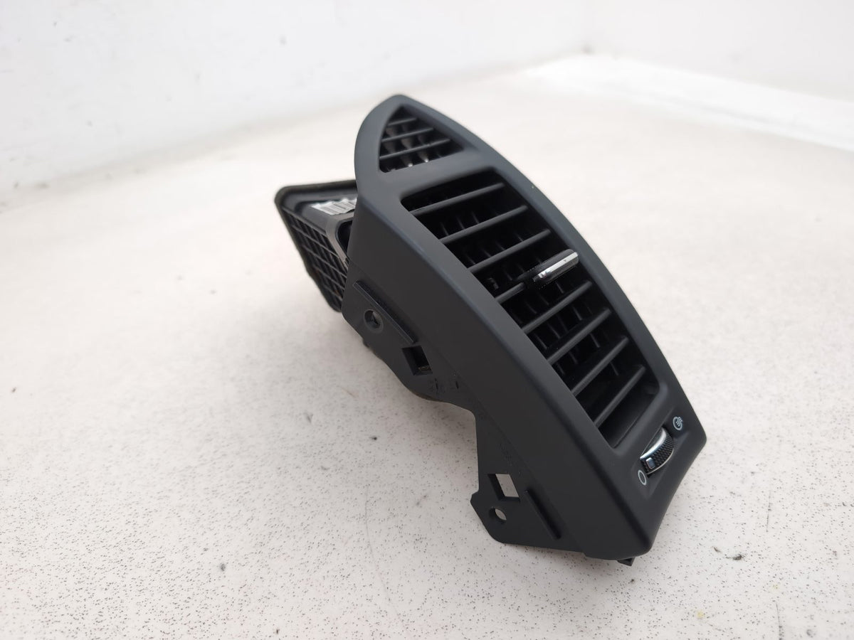 Facia Vent LH 3