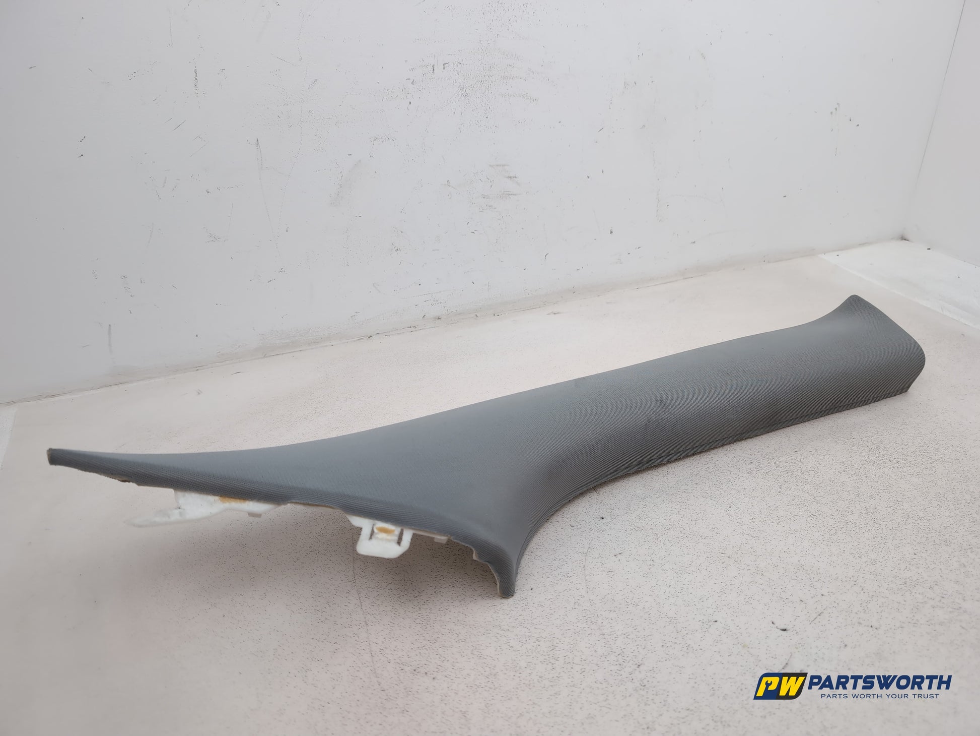 Hyundai I40 Style Crdi 2012 Rh A Pillar Trim 85820-3z000 - photo 3
