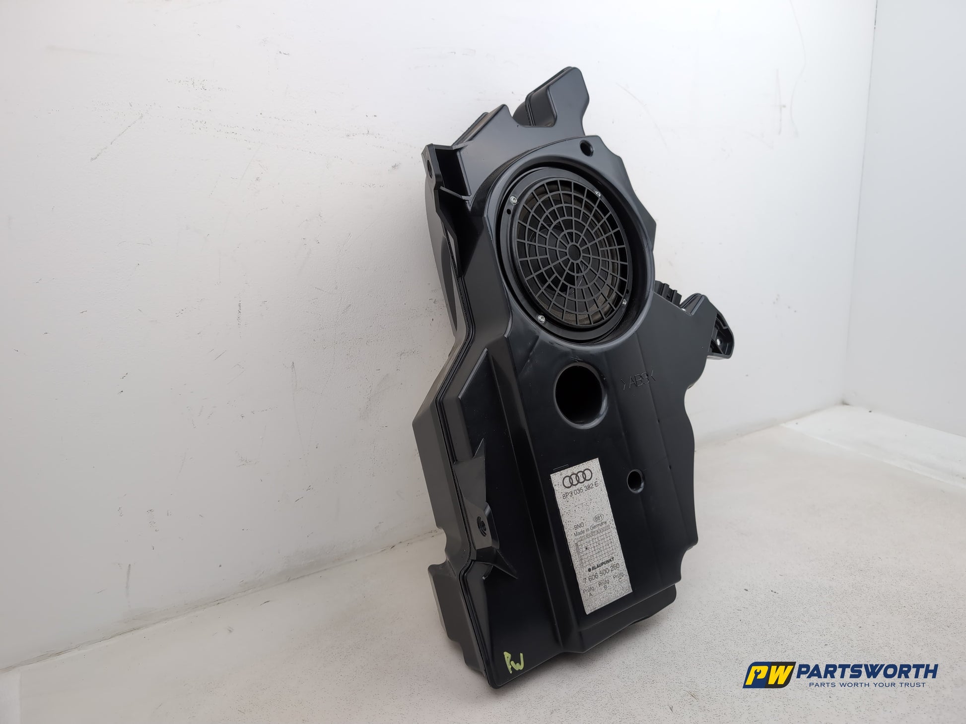 Audi A3 8p Boot Trunk Subwoofer Rear Bass Speaker 8p3035382e - photo 3