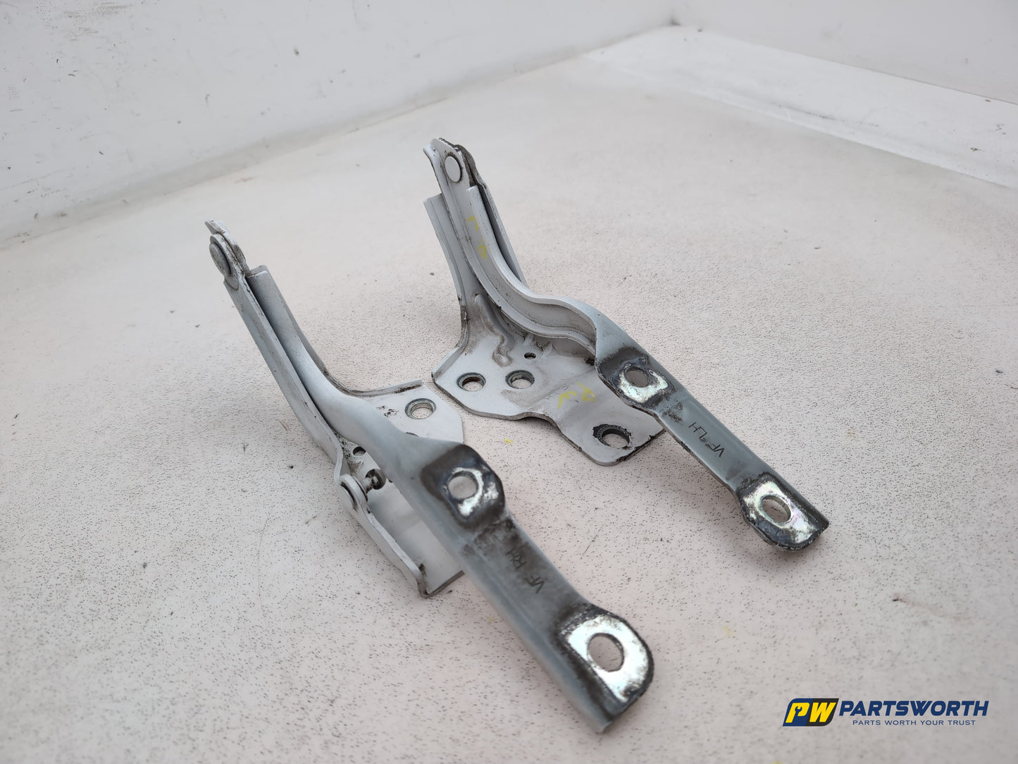 Hyundai I40 Style Crdi Bonnet Hinges Pair White Crystal Pearl Pw6 2011-2019 - photo 3