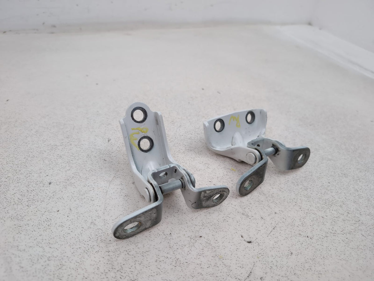 Misc Hinge 3