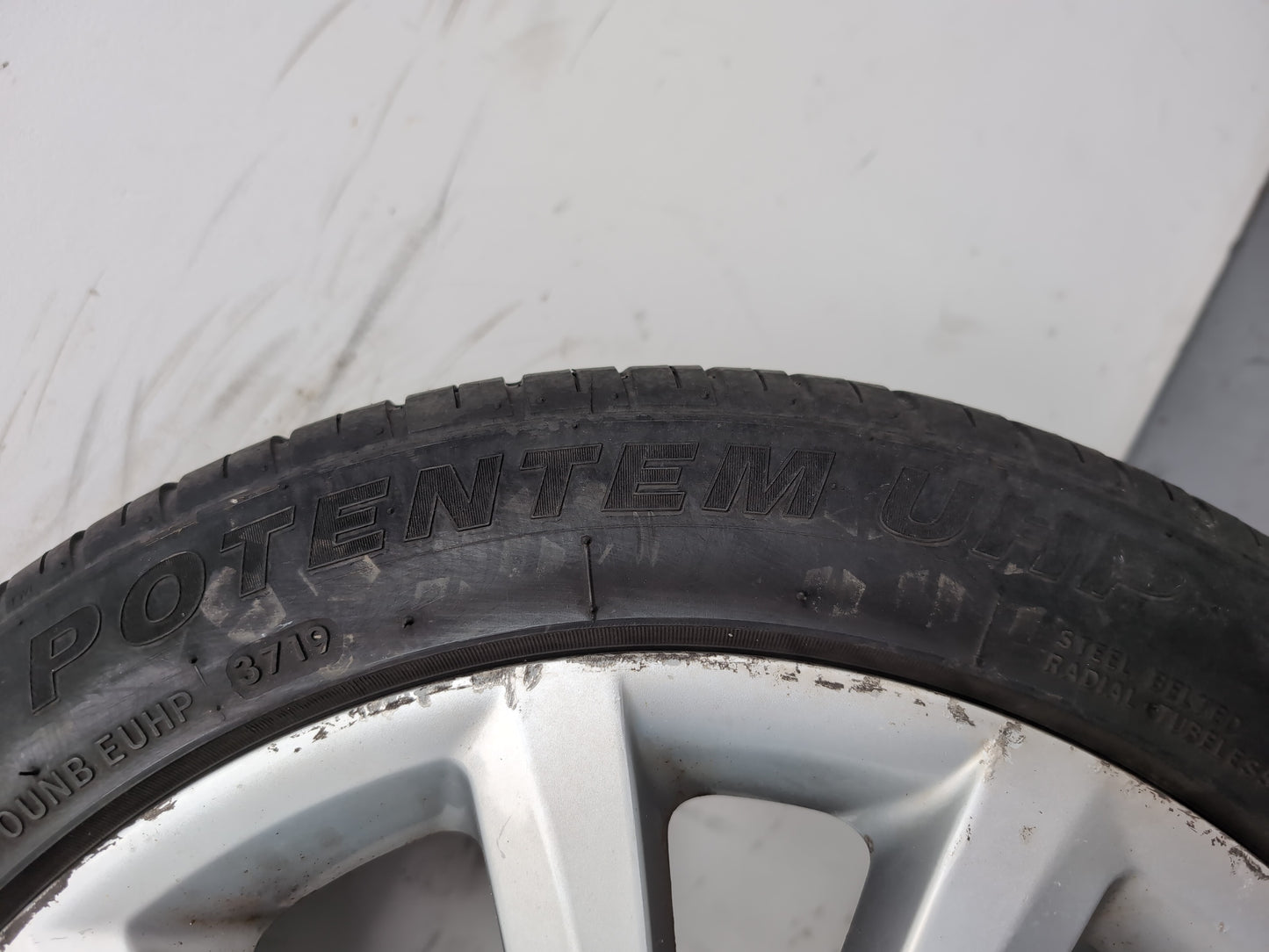 Hyundai I40 Style Crdi Wheel With Tyre 215/50 R17 2011-2019 - photo 8