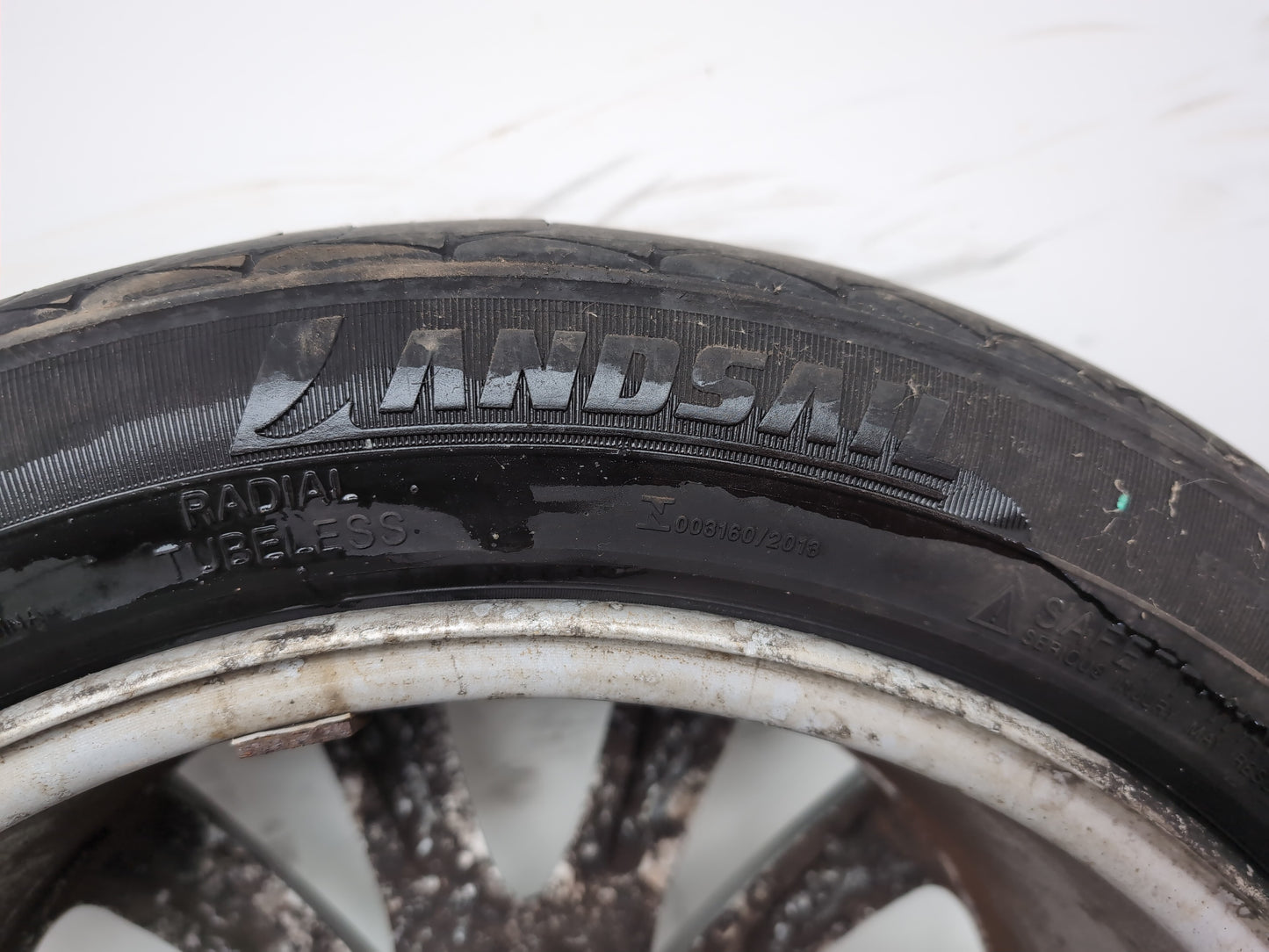 Hyundai I40 Style Crdi Wheel With Tyre 215/50 R17 2011-2019 - photo 9