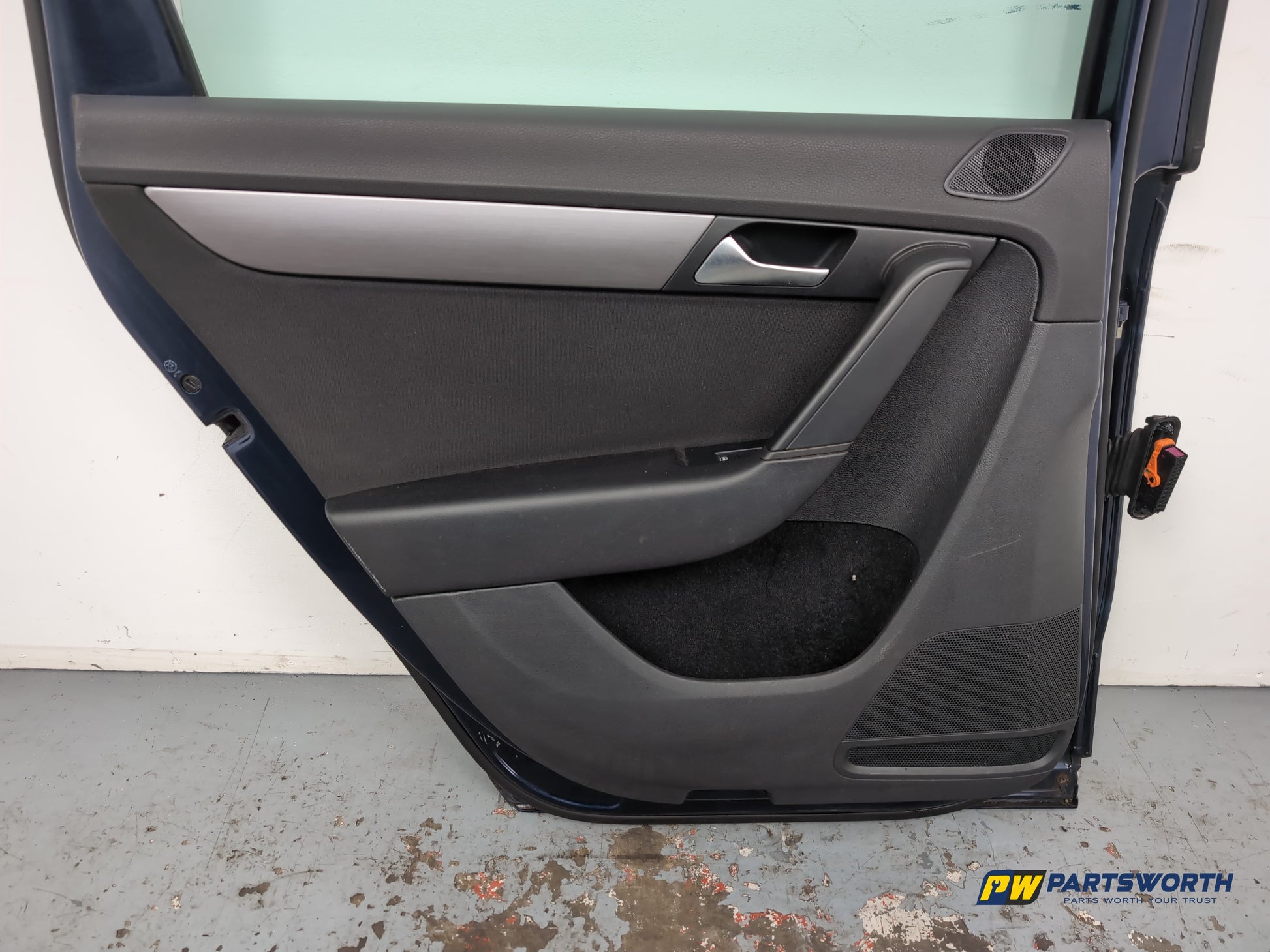 Door Rear LH 9