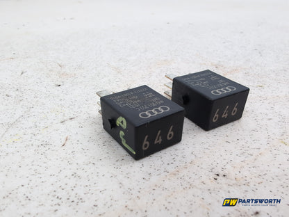 Fuse and Relay Box 1 3