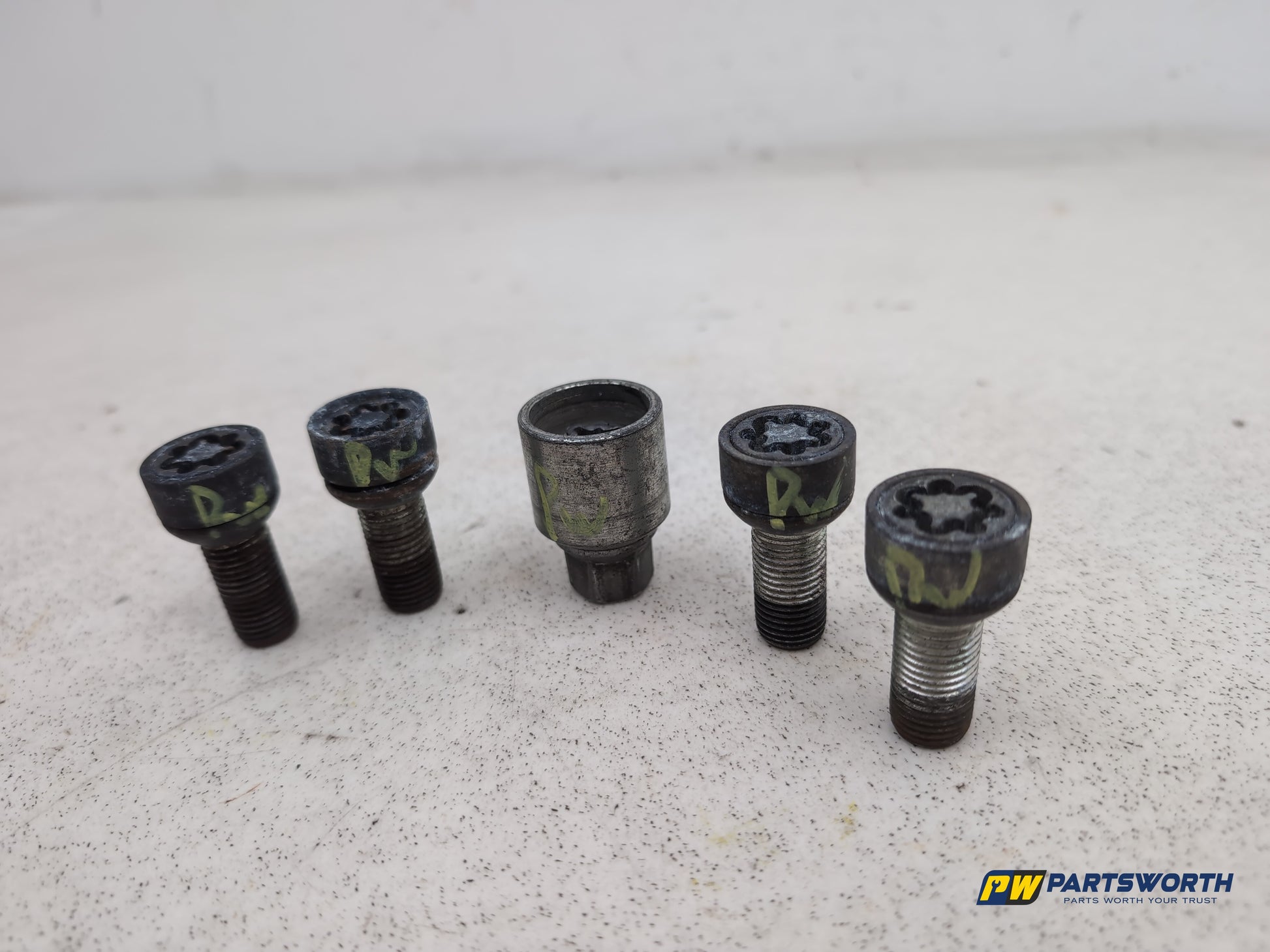 Audi A6 Se Tdi Quattro A Wheel Locking Nut Bolt Set 2005-2011 - photo 3