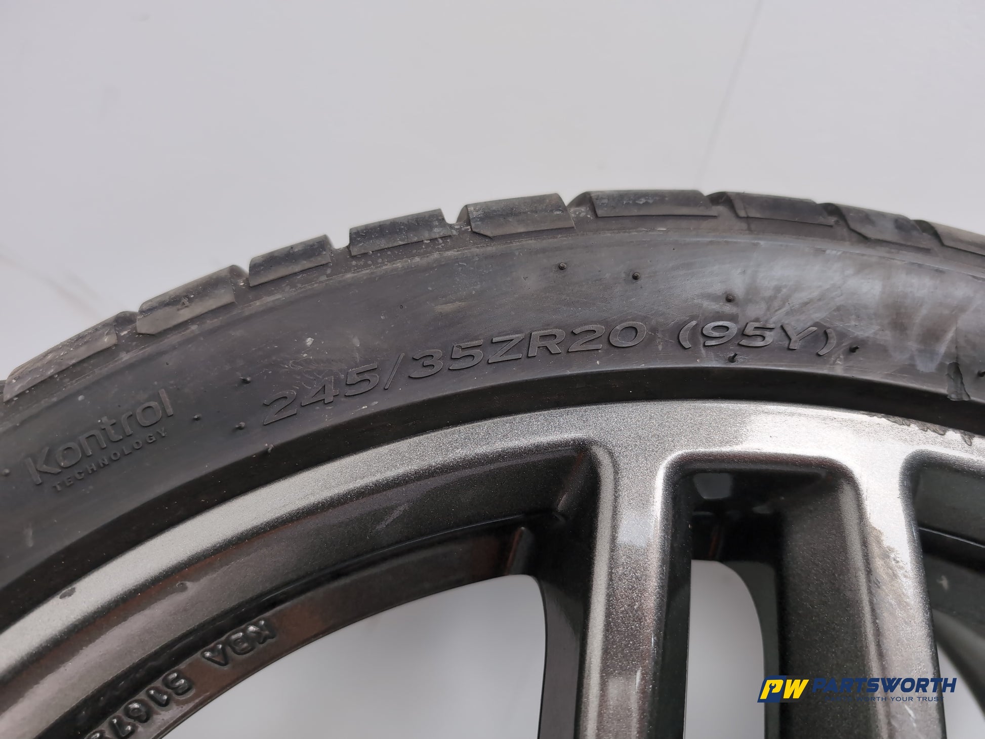 Vauxhall Insignia Sri Vx-Line Nav T D Set Of Alloy Wheels With Tyres 245/35 R20 - photo 3