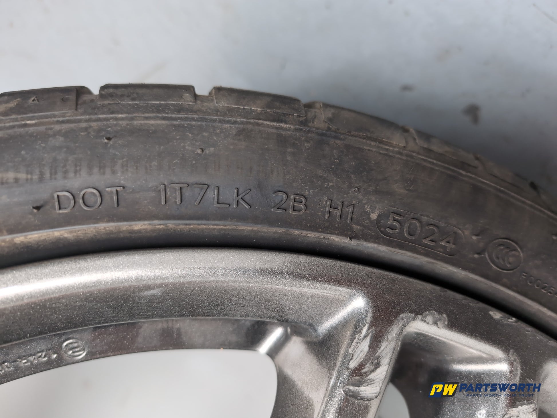 Vauxhall Insignia Sri Vx-Line Nav T D Set Of Alloy Wheels With Tyres 245/35 R20 - photo 9