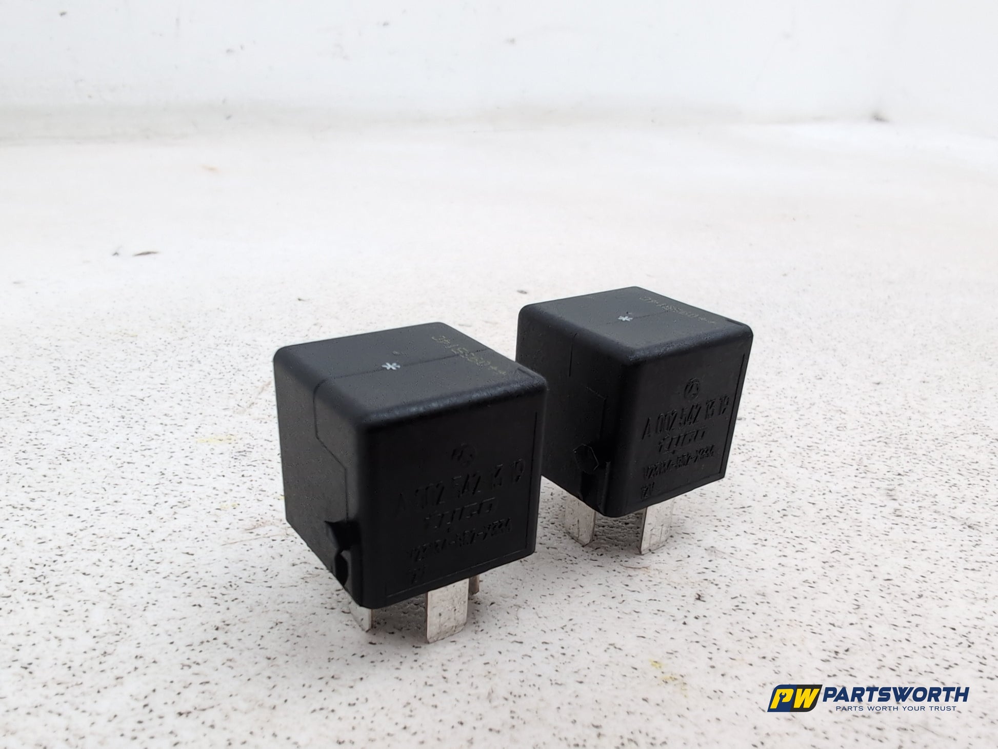 Fuse and Relay Box 1 3