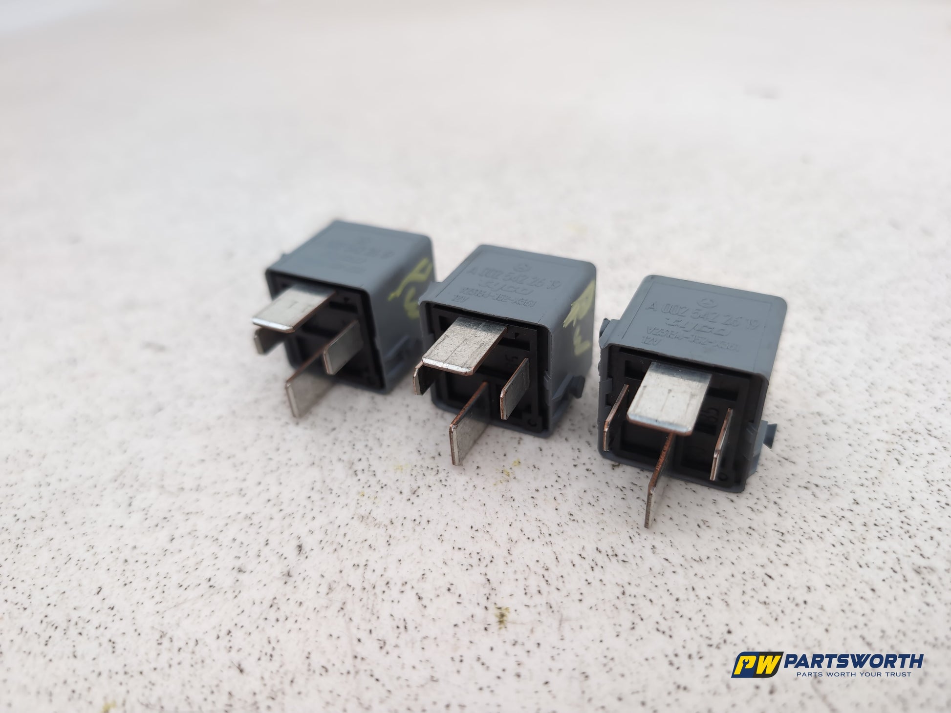 Fuse and Relay Box 1 3
