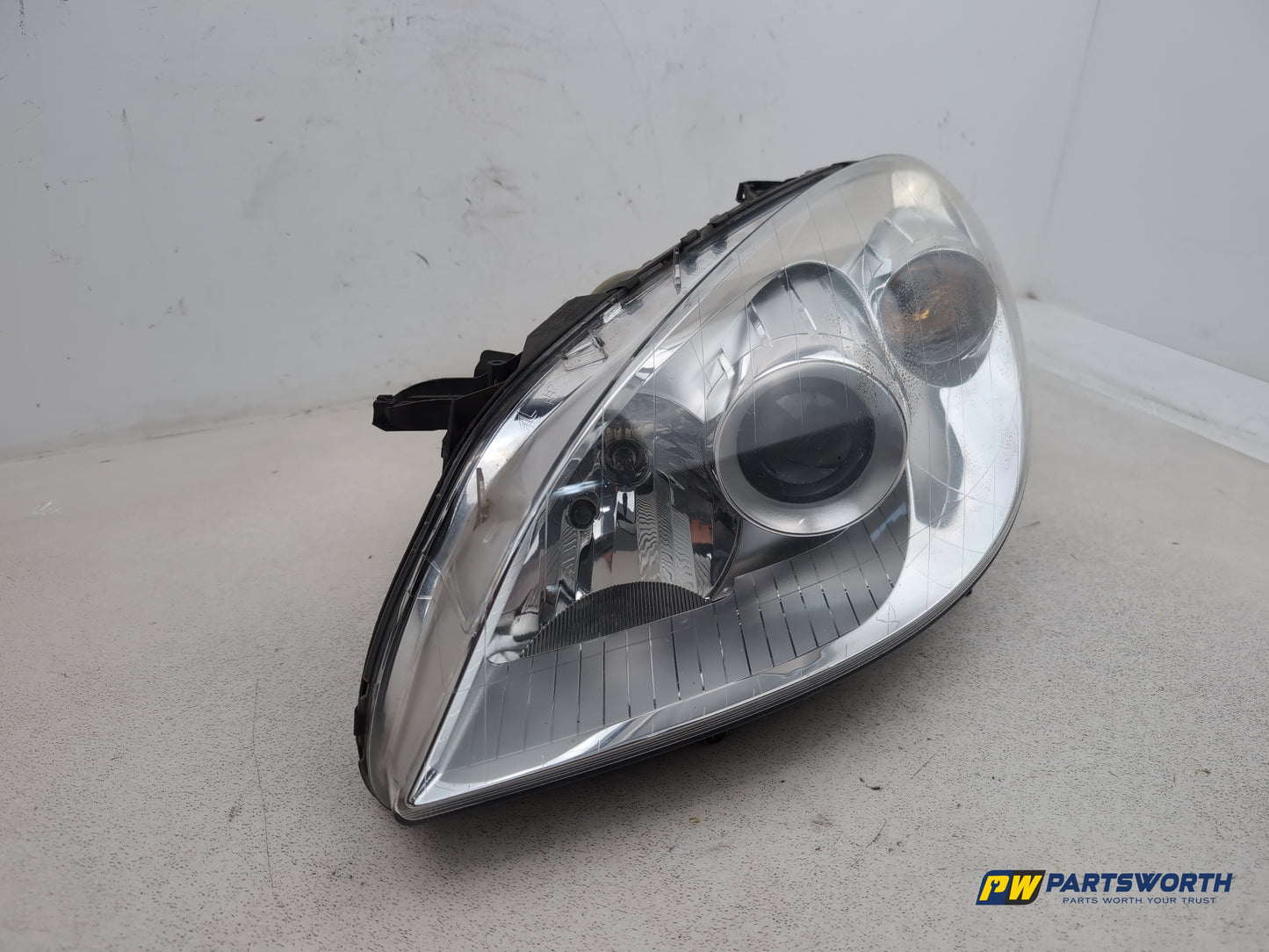 Mercedes-Benz B160 Sport Cvt Headlamp Lh Passenger Side A1698207961 2005-2011 - photo 3
