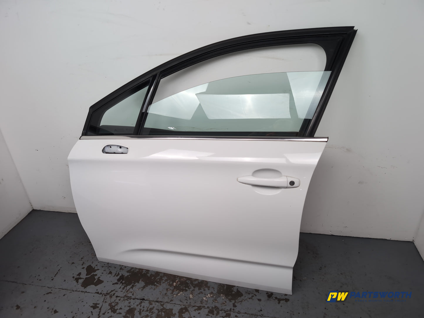 Citroen C4 Vtr+ Hdi Door Front Lh Passenger Side White Ewp 2010-2013 - photo 3