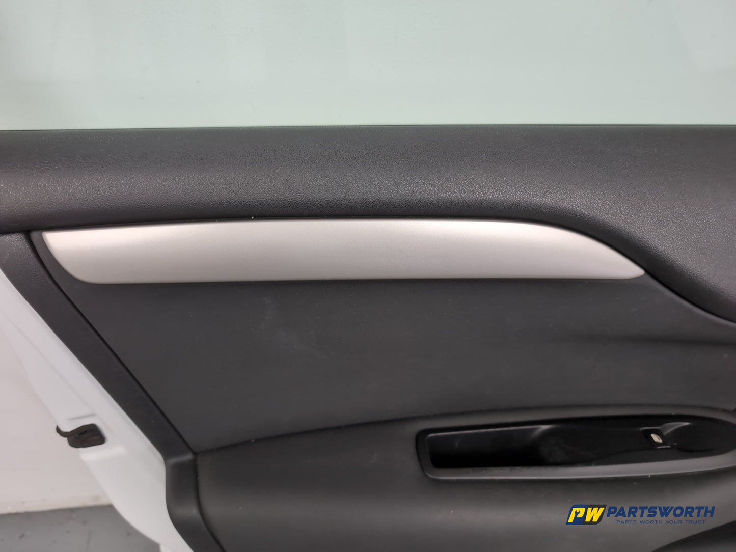 Citroen C4 Vtr+ Hdi Door Front Lh Passenger Side White Ewp 2010-2013 - photo 9