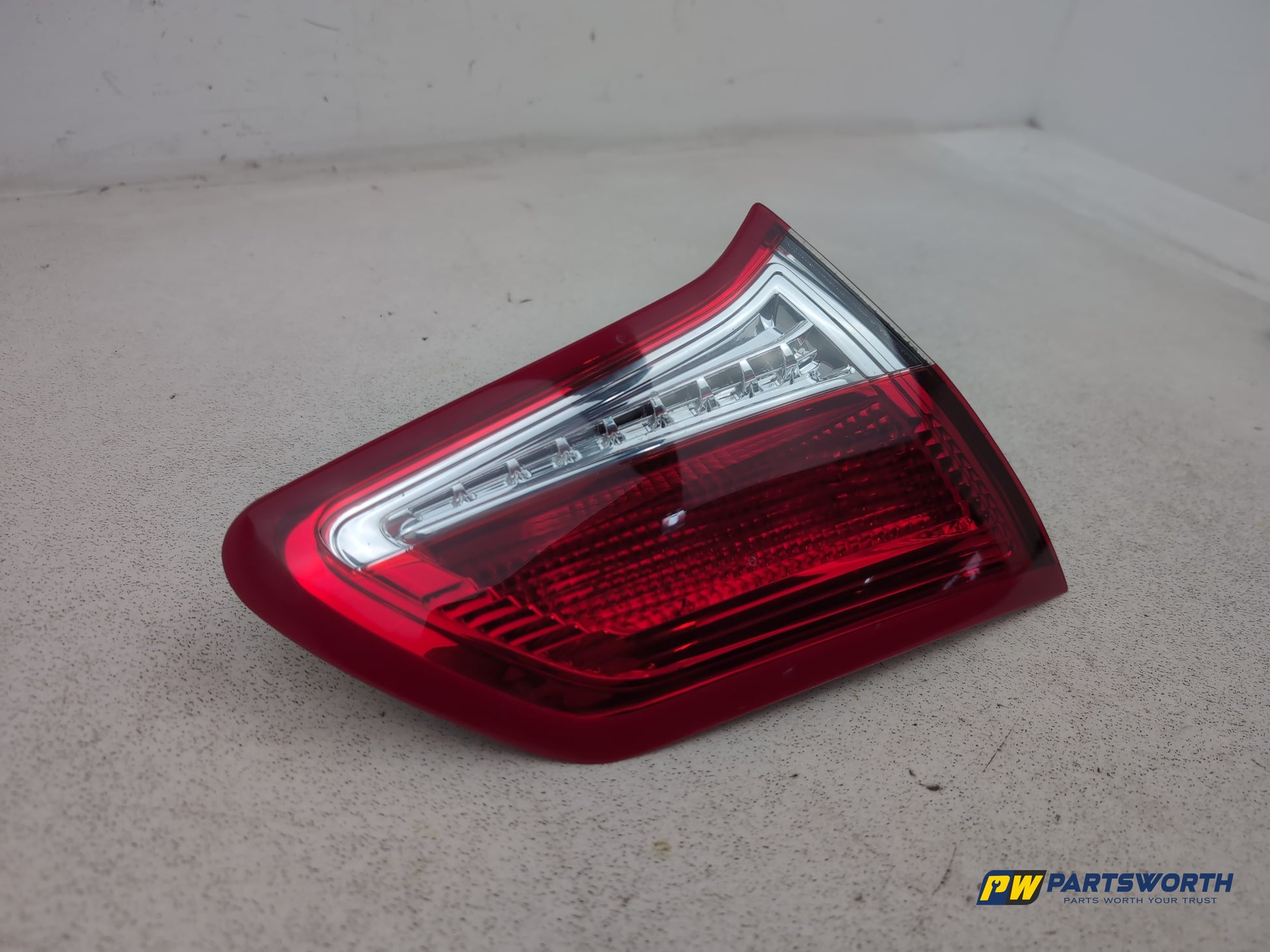 Citroen C4 Vtr+ Hdi Lamp Assembly Rear Inner Lh Passenger Side 9672155880 - photo 3