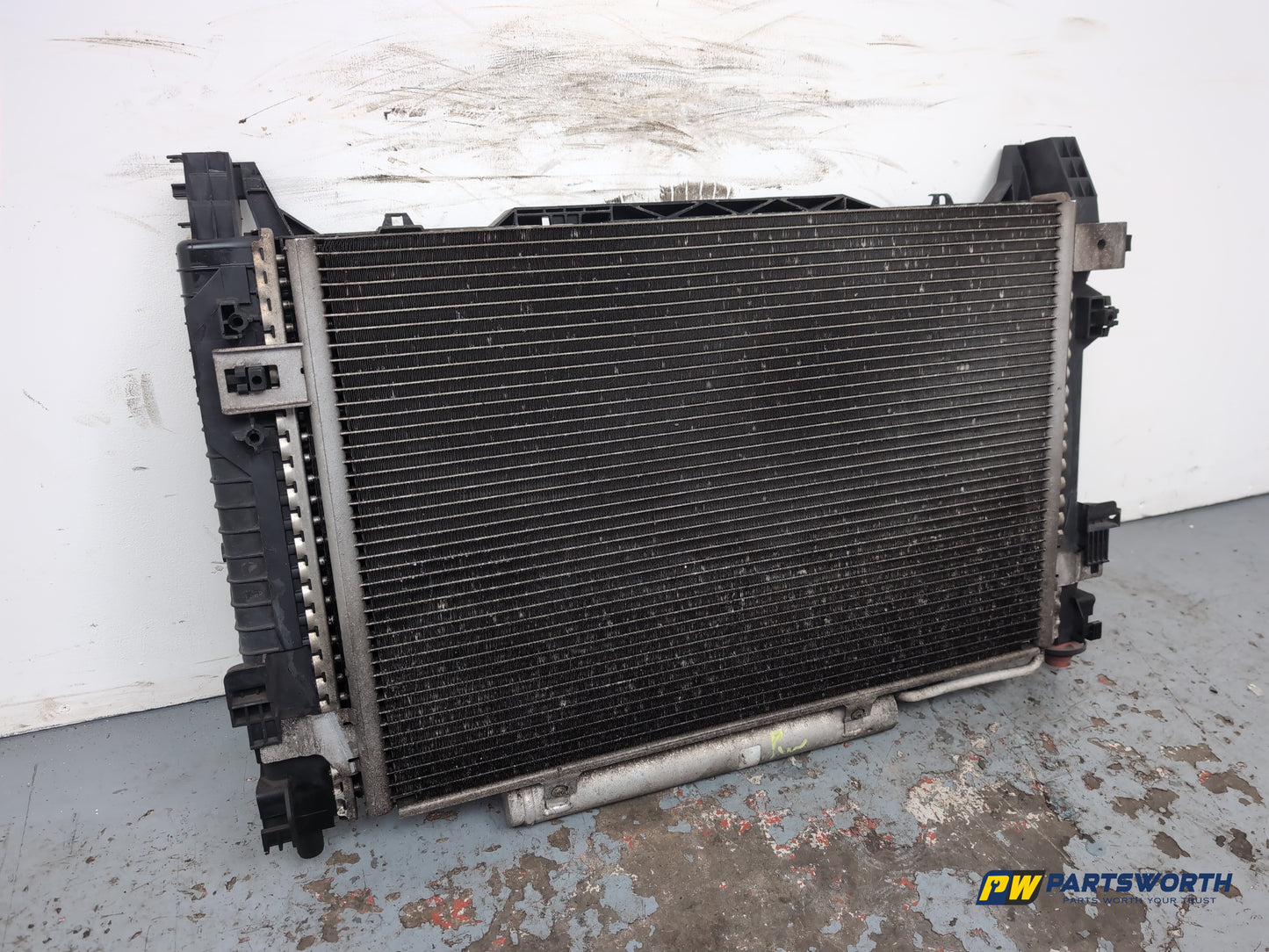 Mercedes-Benz B160 Sport Cvt Radiator With Fan 2005-2011 - photo 3