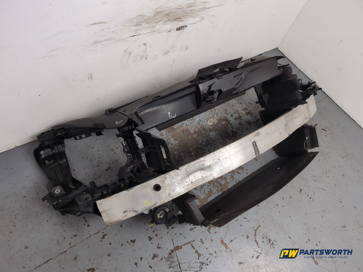 Mercedes-Benz B160 Sport Cvt Front Slam Panel And Crash Bar 2005-2011 - photo 3