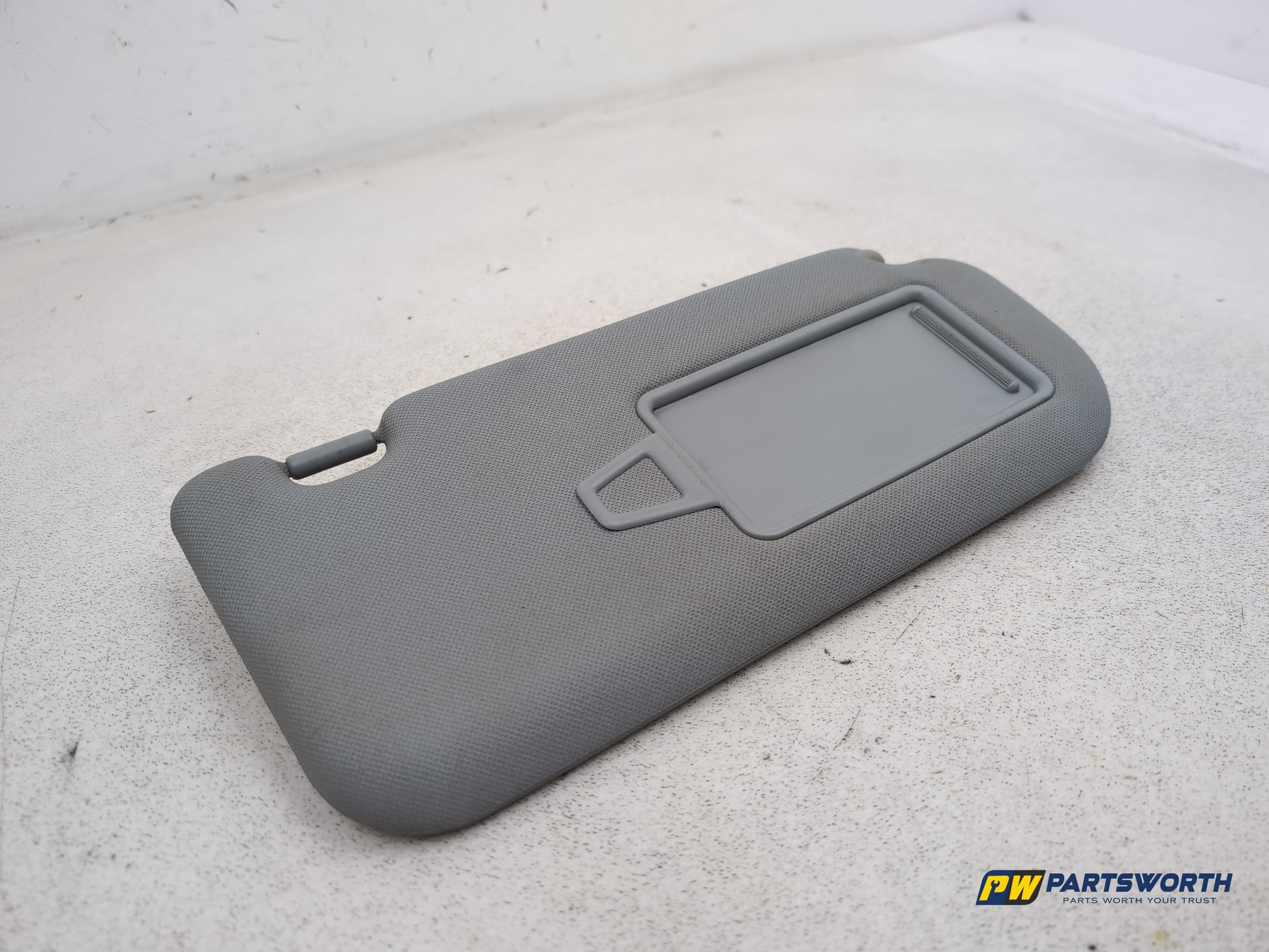 Hyundai Ix35 Style 2wd Crdi 134 Sun Visor Rh Driver Side 2009-2015 - photo 3
