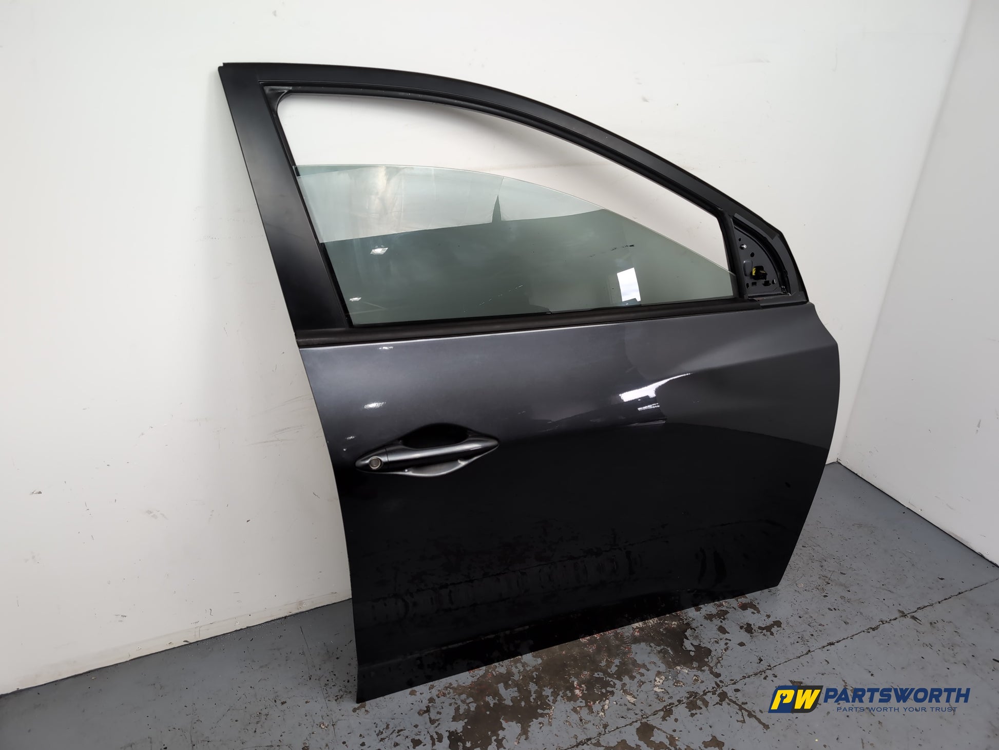 Hyundai Ix35/Tucson Lm/El Door Front Rh Driver Side Grey 5k 2009-2016 - photo 3