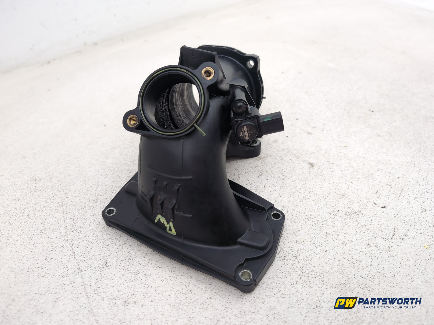 Mercedes-Benz C250 Amg Sport Charge Air Manifold With Boost Pressure Sensor - photo 3