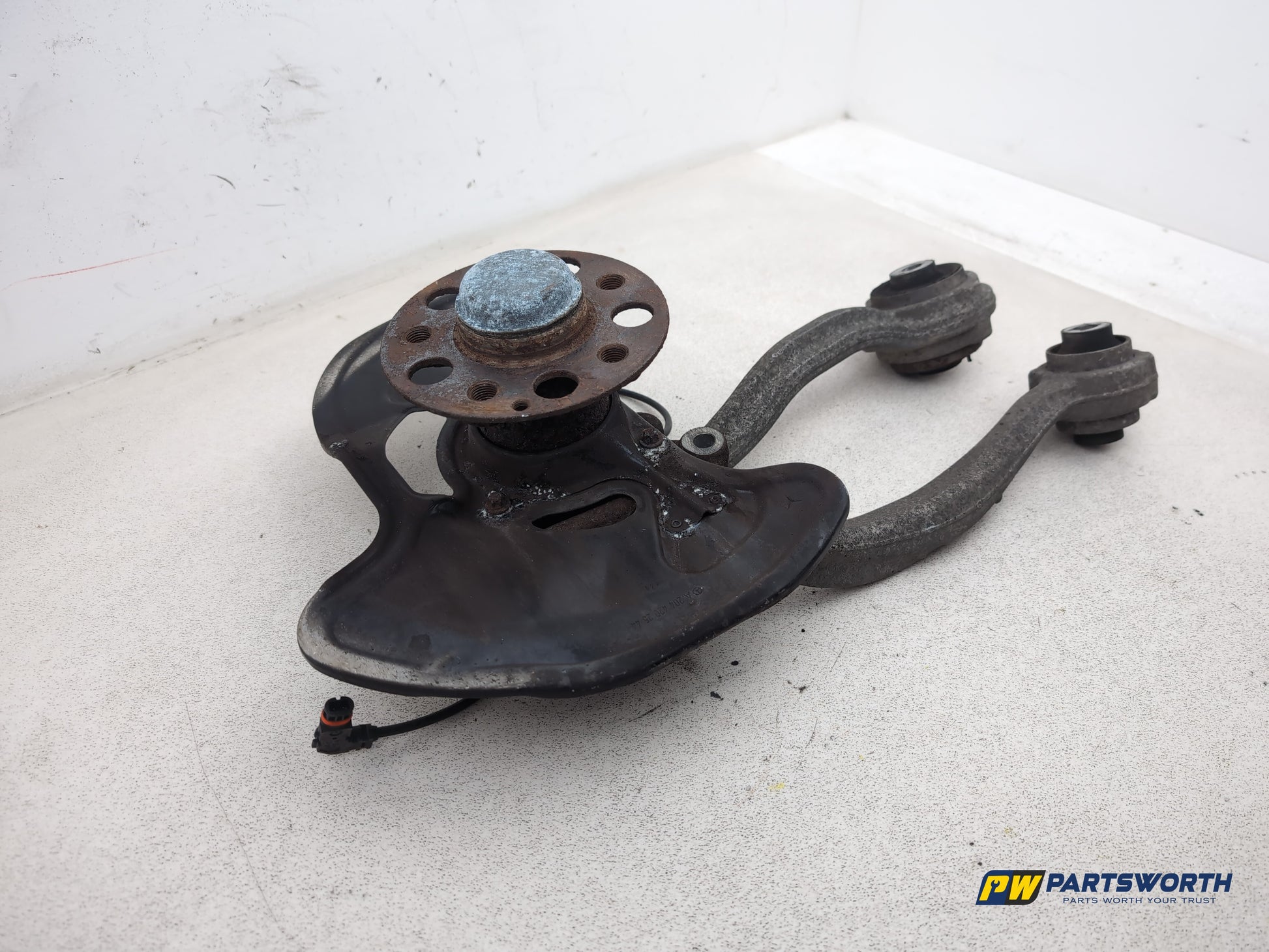 Mercedes-Benz C250 Amg Sport Ed125 Cdi Bcy A Wheel Hub Front Lh Passenger Side - photo 3