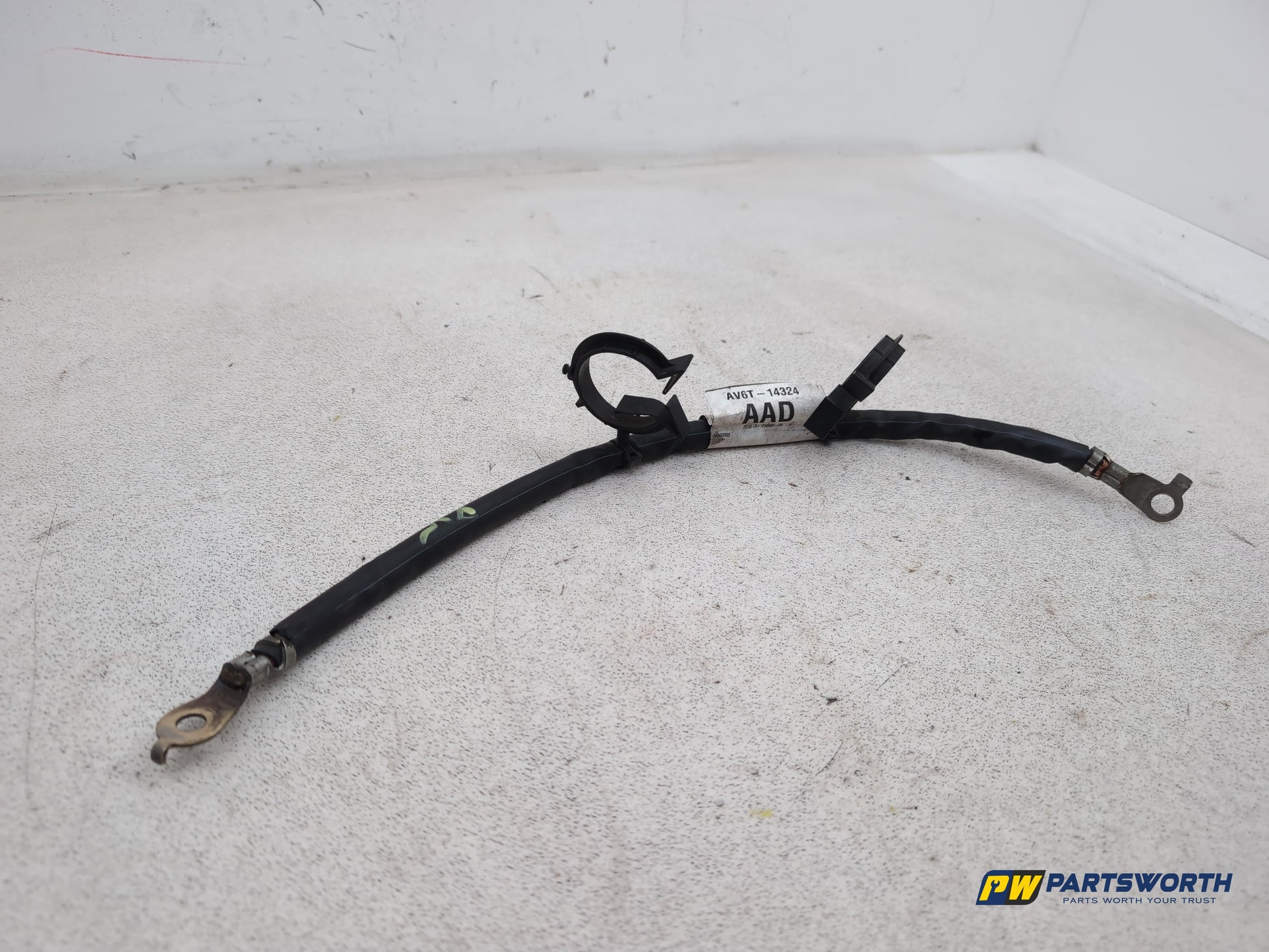 Ford Kuga Titanium X 4x4 Tdci Positive Earth Cable Battery Av6t14324 2012-2019 - photo 3