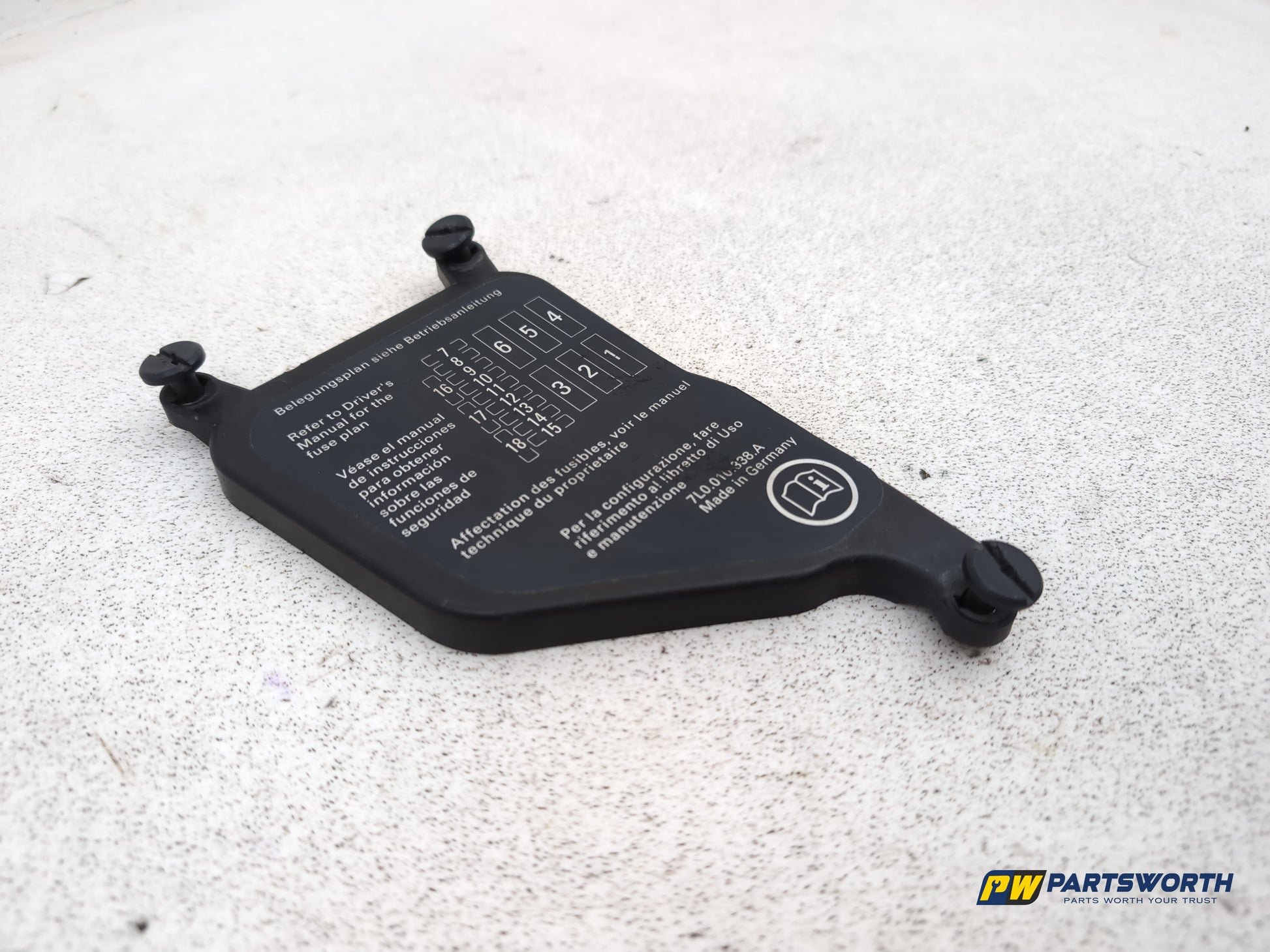 Porsche Cayenne Tiptronic S Fuse Box Cover Lid 7l0937576 2003-2010 - photo 3