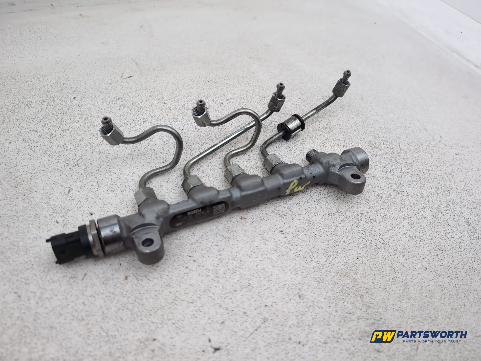 Hyundai I40 Style Crdi Fuel Rail 1.7l Diesel 2011-2019 - photo 3