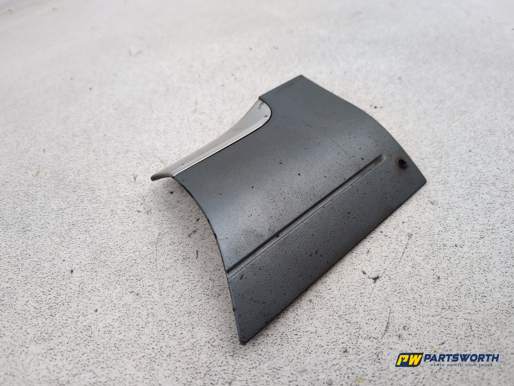Porsche Cayenne Tiptronic S Driver Side Front Wing Trim 7l5854960 2003-2010 - photo 3