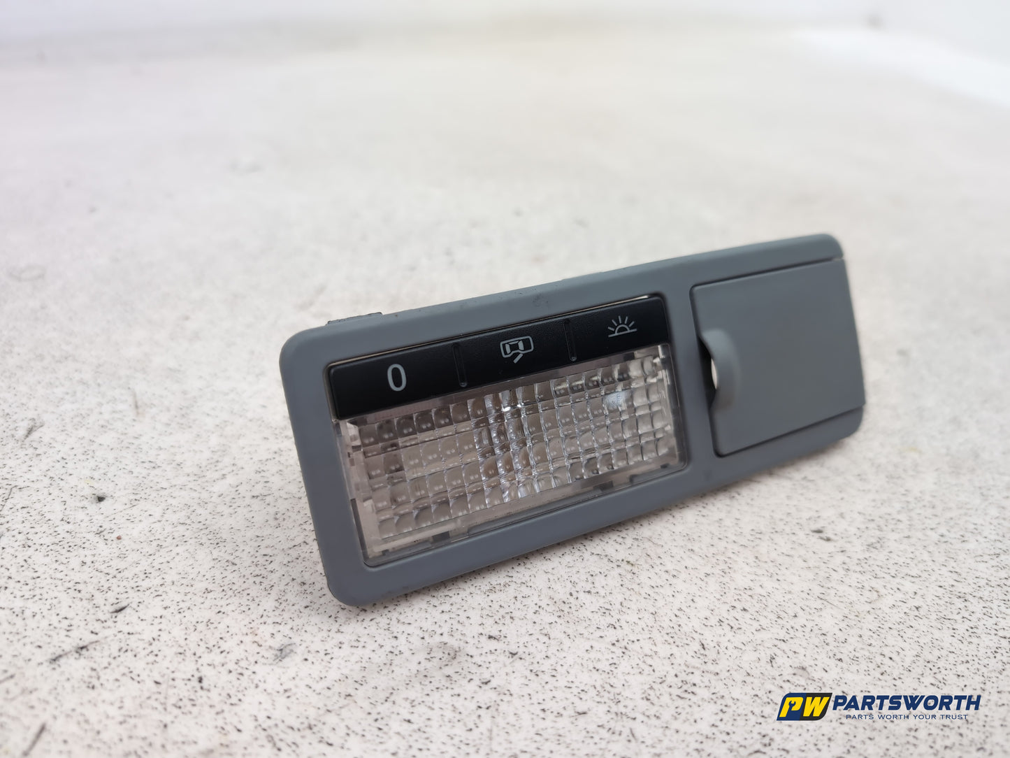 Porsche Cayenne Tiptronic S Interior Roof Light Rear Right Driver Side 7l5947292 - photo 3