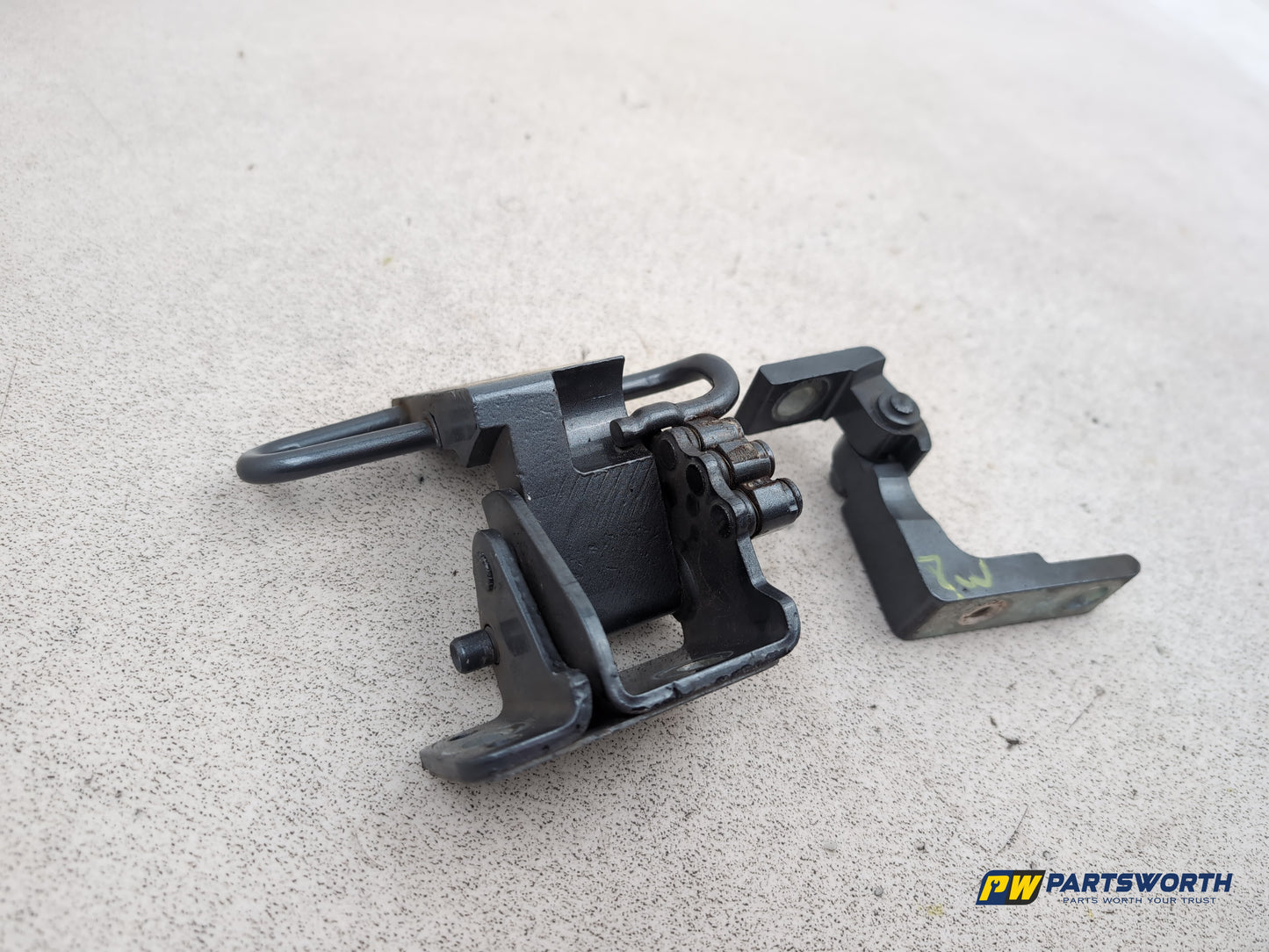 Porsche Cayenne Tiptronic S Lh Passenger Side Front Door Hinge Pair 7l0831411 - photo 3