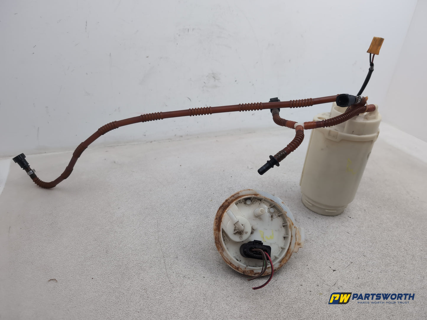 Porsche Cayenne Tiptronic S Fuel Pump 7l0919087 2003-2010 - photo 3