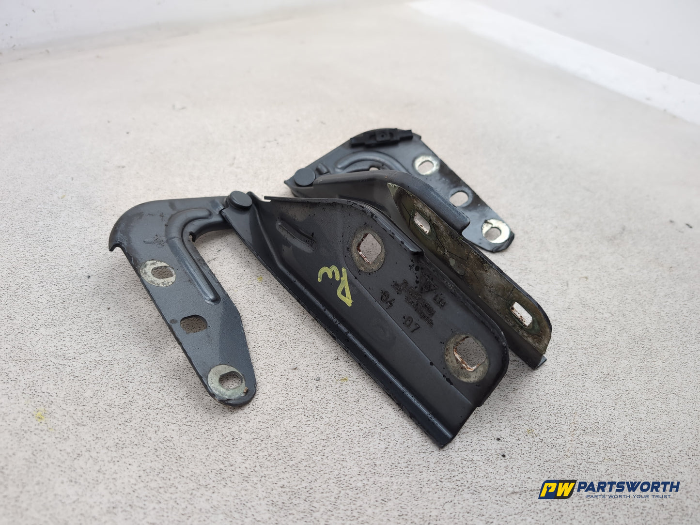 Porsche Cayenne Tiptronic S Bonnet Hinges Pair 7l5823301 2003-2010 - photo 3