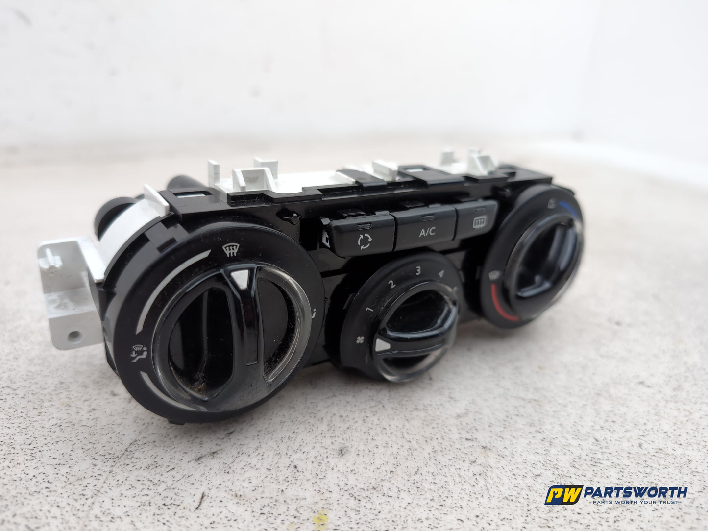 Peugeot 208 Active Heater Control Panel 96722483zd 2012-2019 - photo 3
