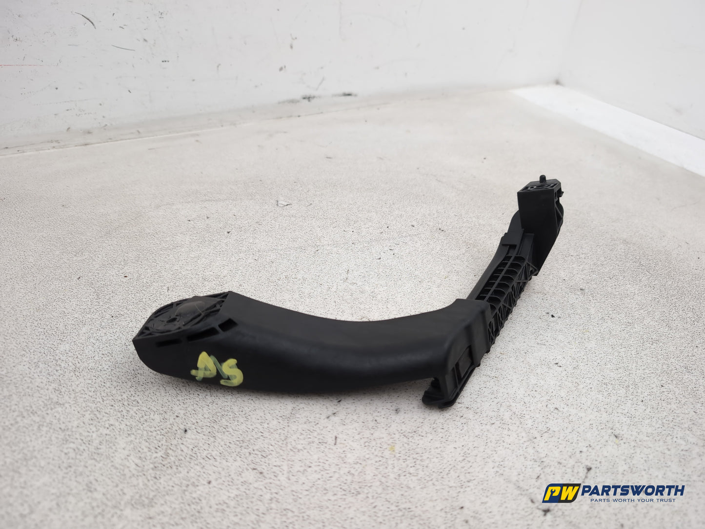 Peugeot 208 Active Rear Right Side Window Rail Guide Runner 9673361280 2012-2019 - photo 3
