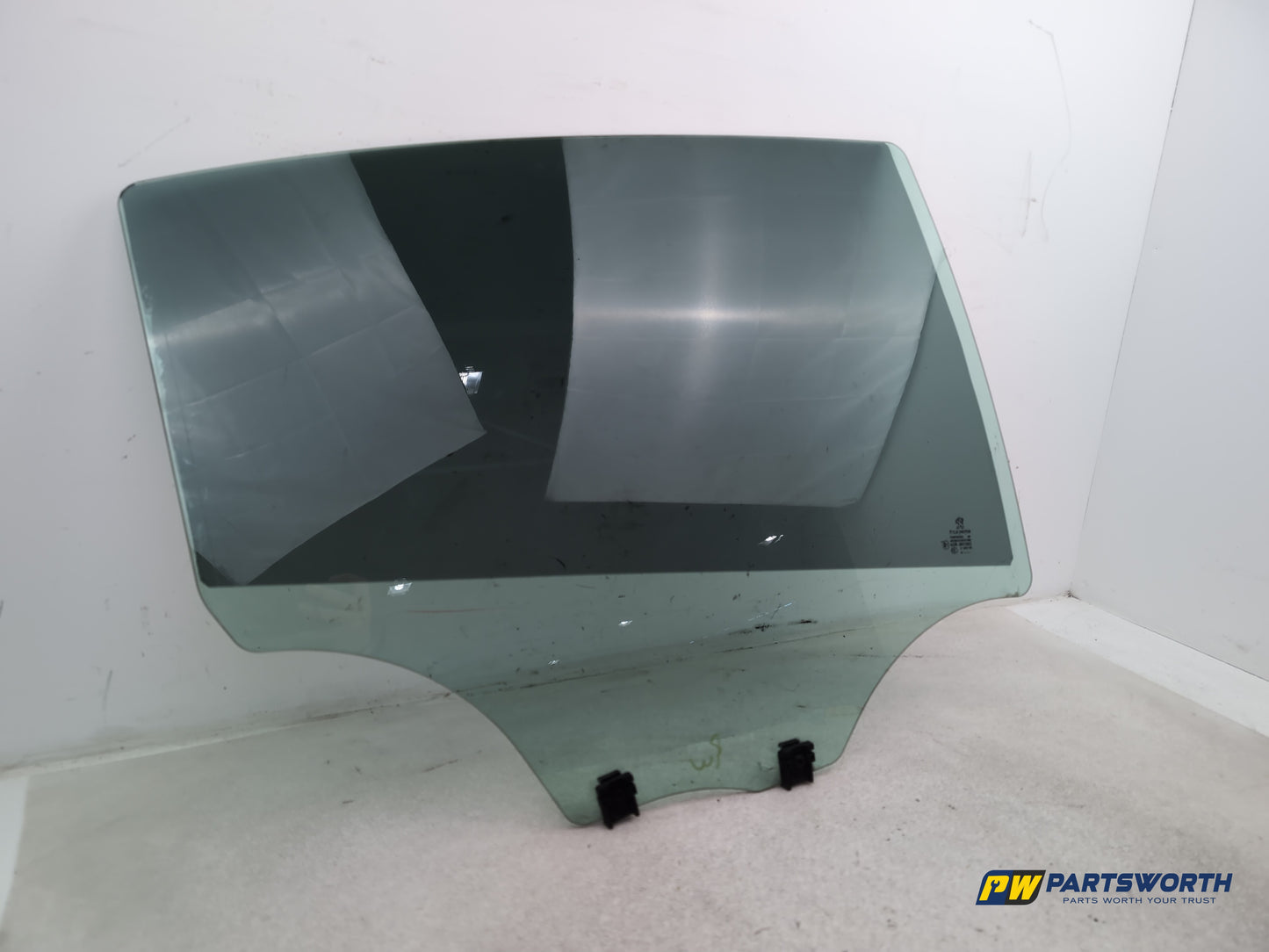 Peugeot 208 Active Door Glass Tinted Rear Rh Driver Side 2012-2019 - photo 3