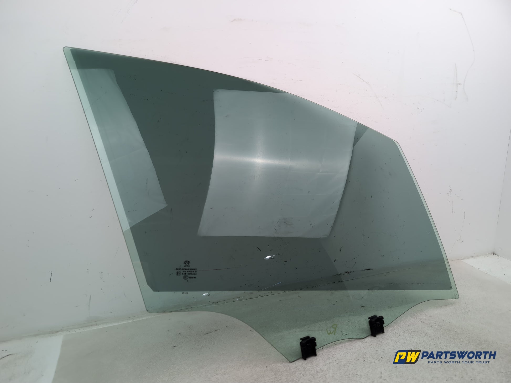 Peugeot 208 Active Tinted Door Glass Front Rh Driver Side 2012-2019 - photo 3