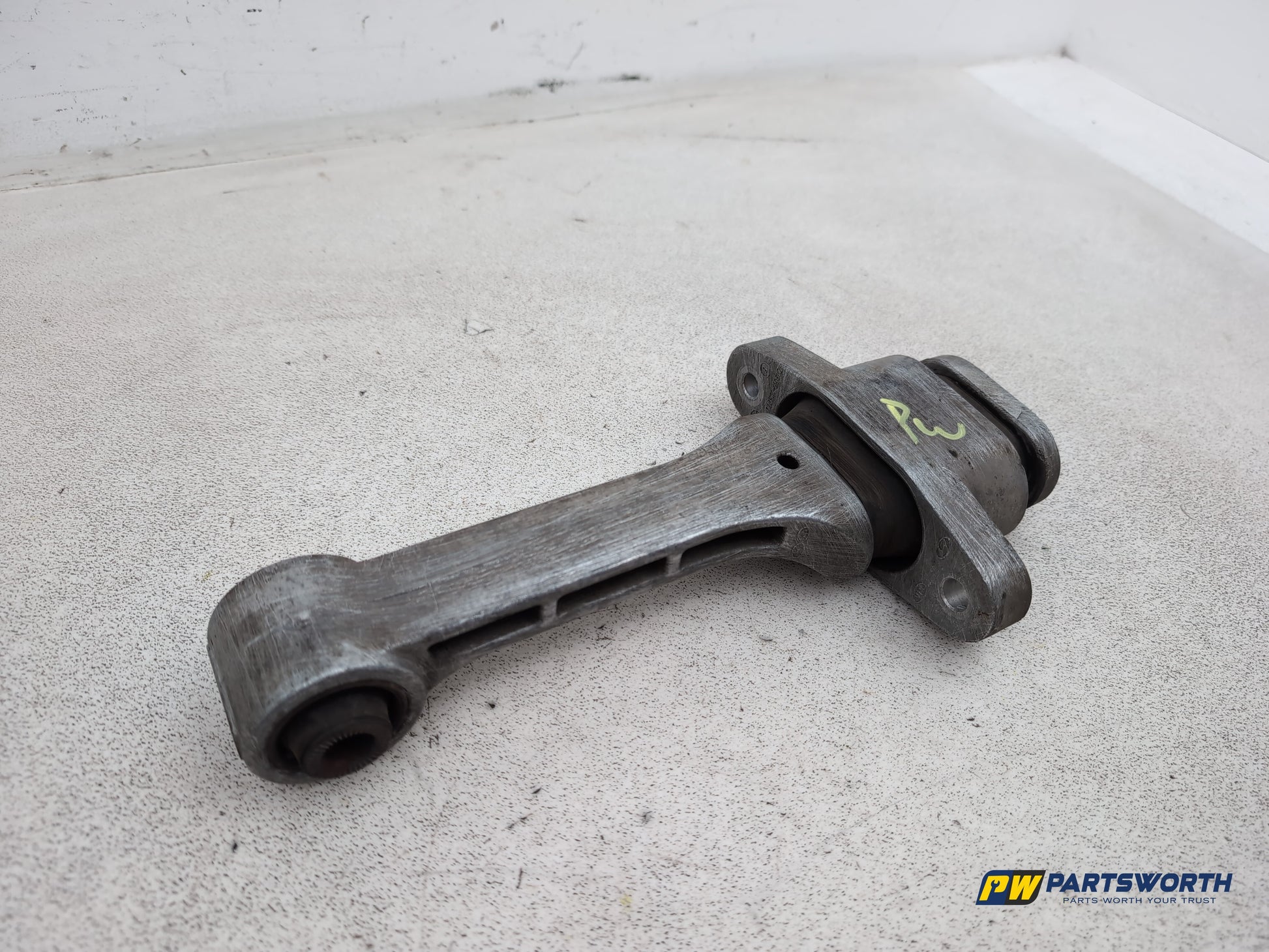 Hyundai Ix35 Style 2wd Crdi 134 Engine Mounting Bracket 219692s000 2009-2015 - photo 3