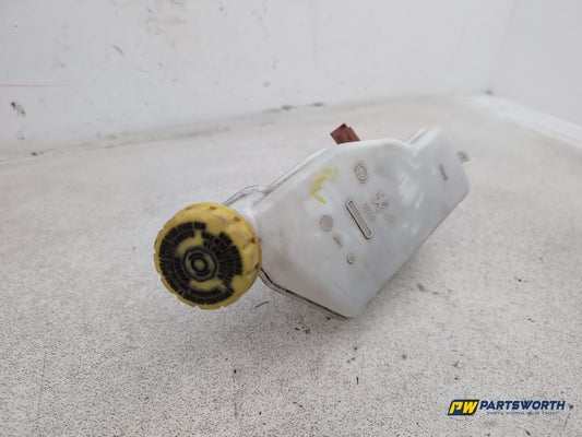Brake Master Cylinder Assembly 3