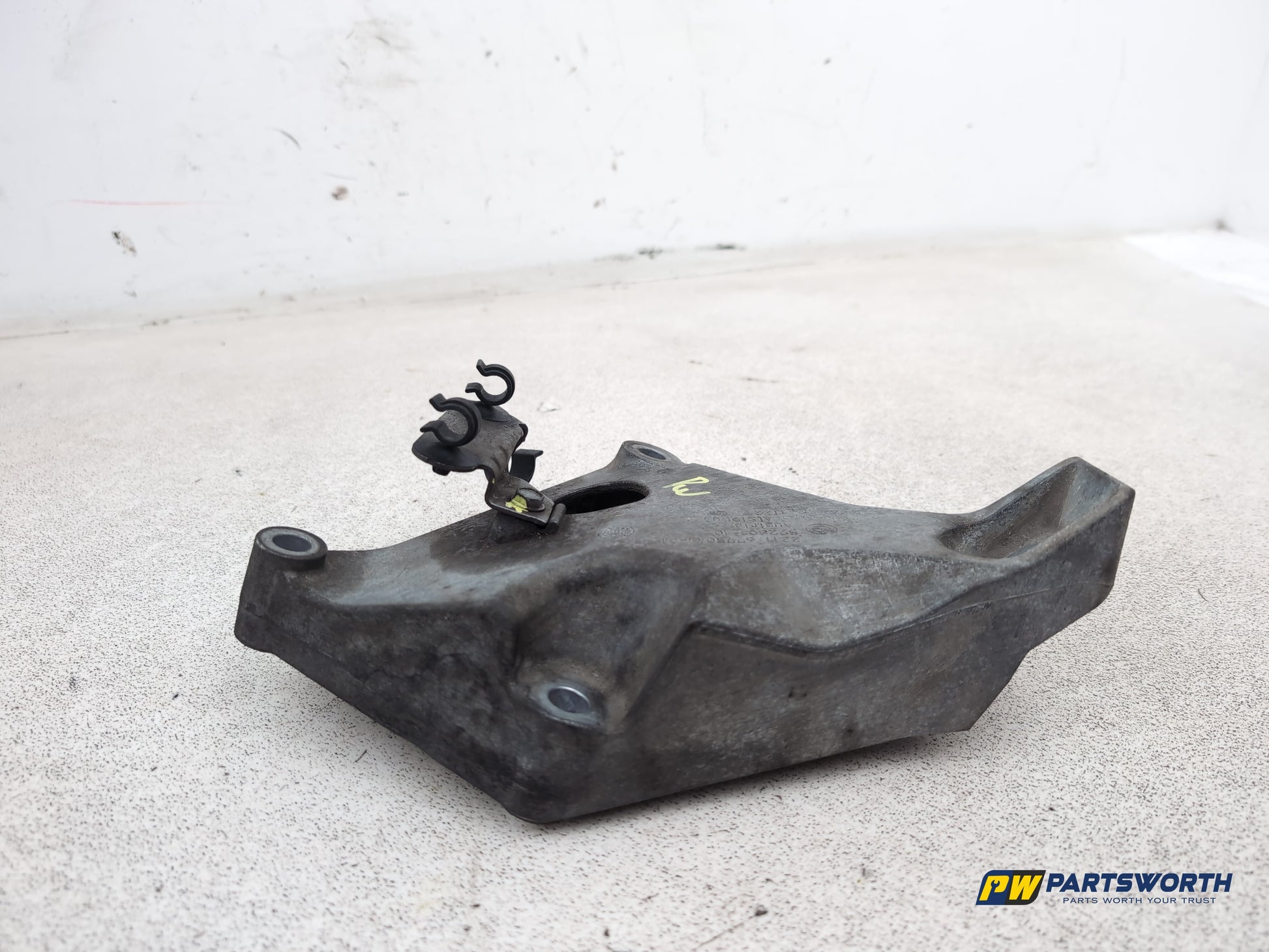 Engine Mounting Bracket 3