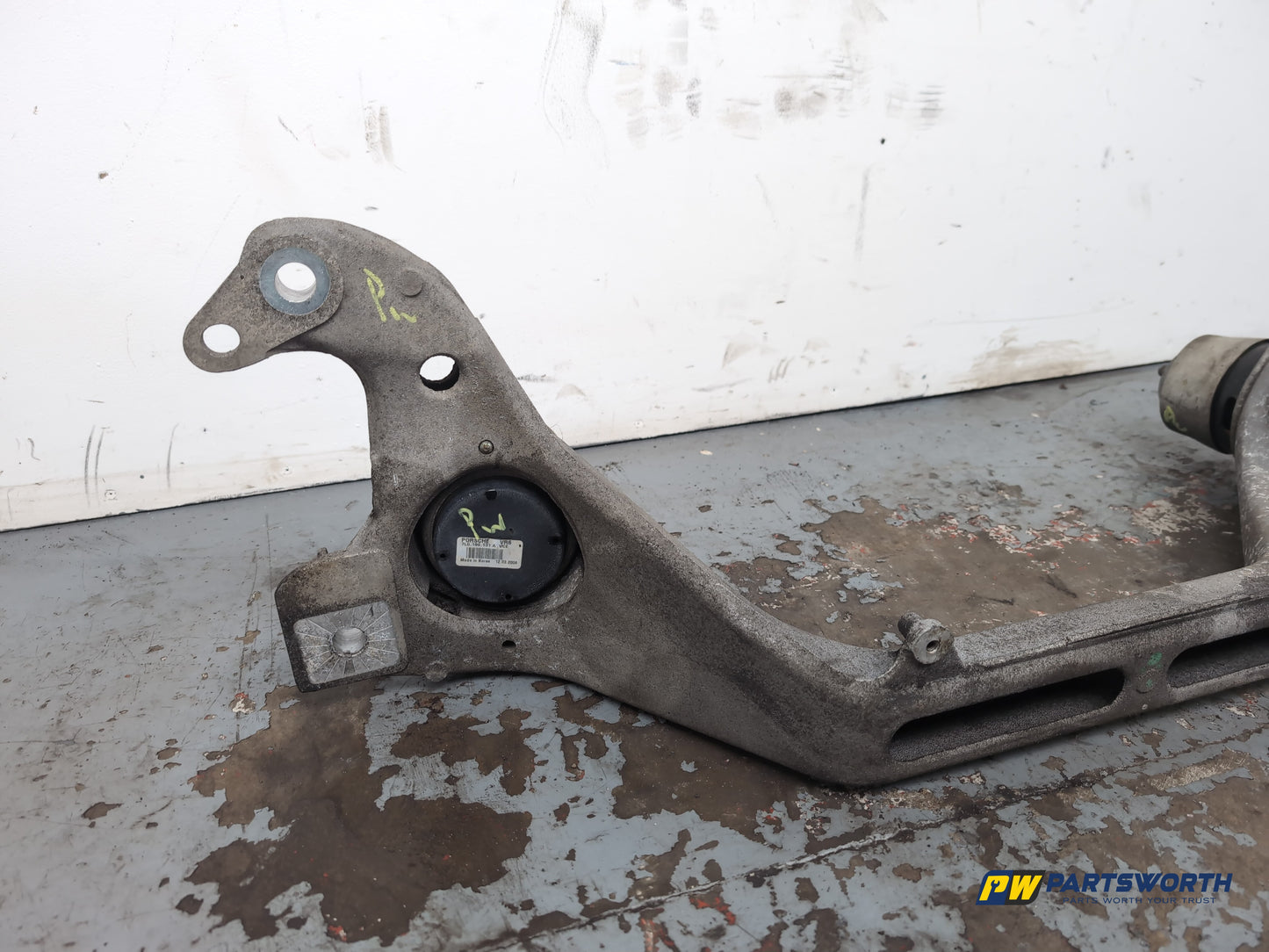 Engine Mounting Bracket 9
