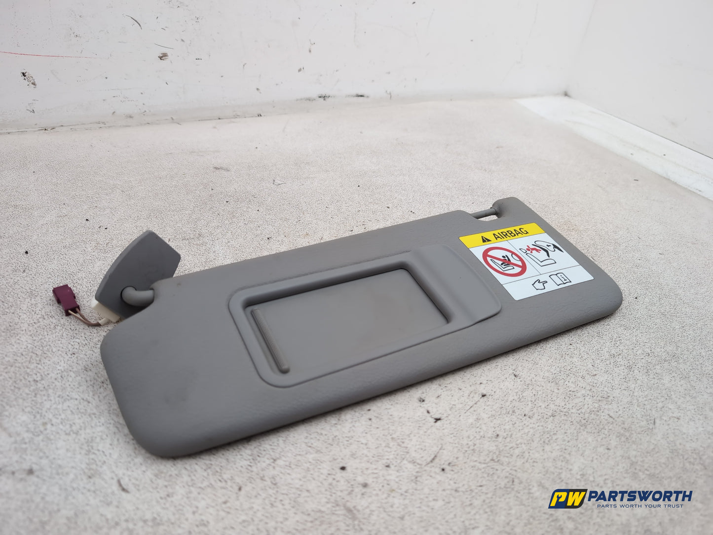 Bmw 520d Se Sun Visor Lh Passenger Side 2013-2015 - photo 3
